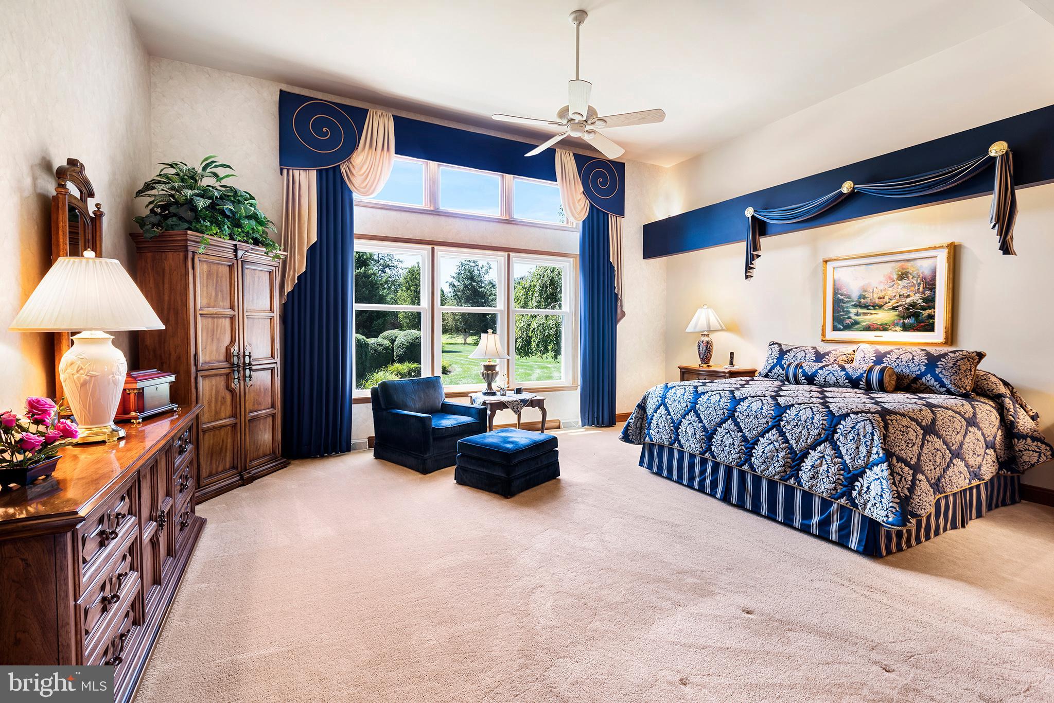 HILLCREST MDWS - Residential