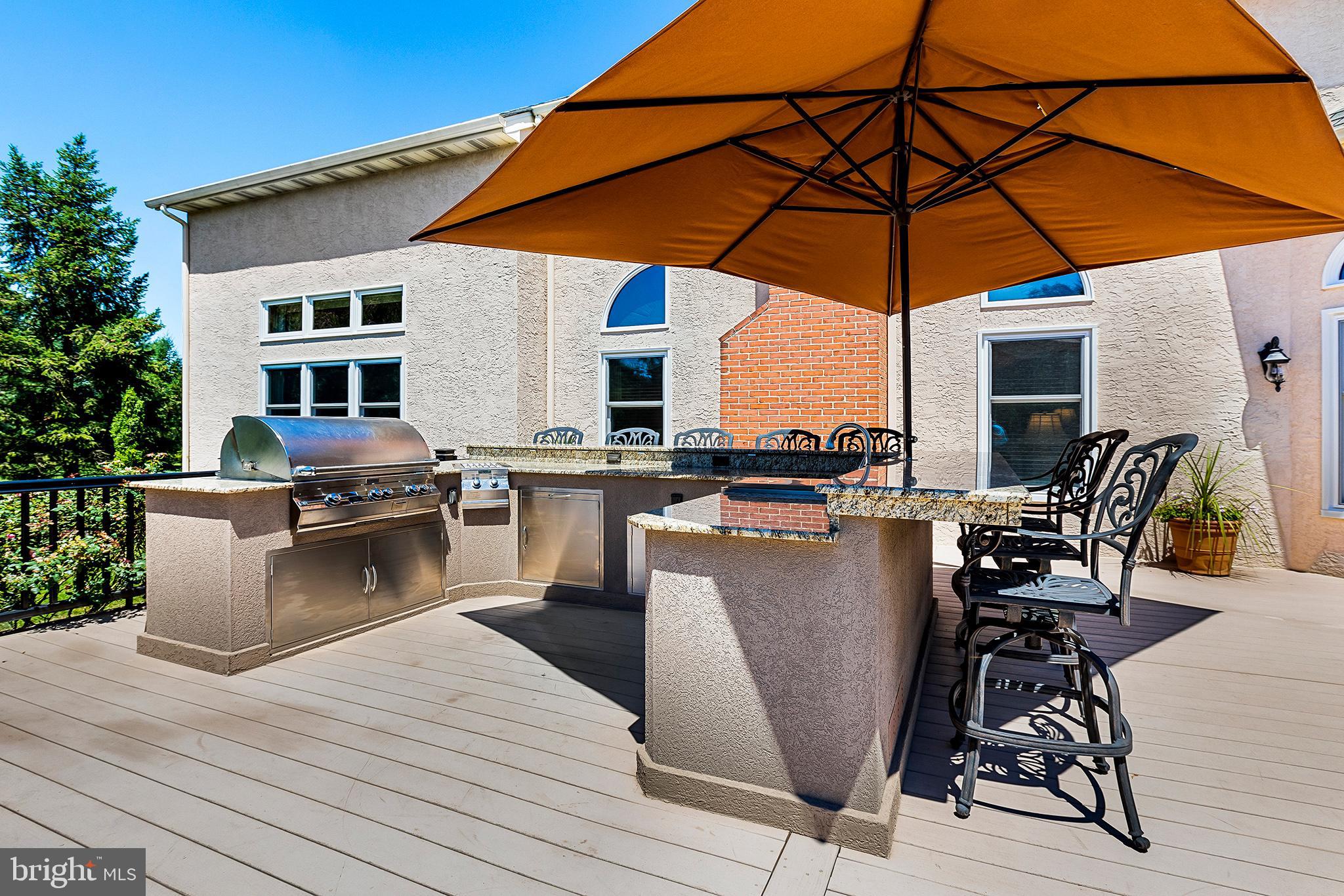 HILLCREST MDWS - Residential