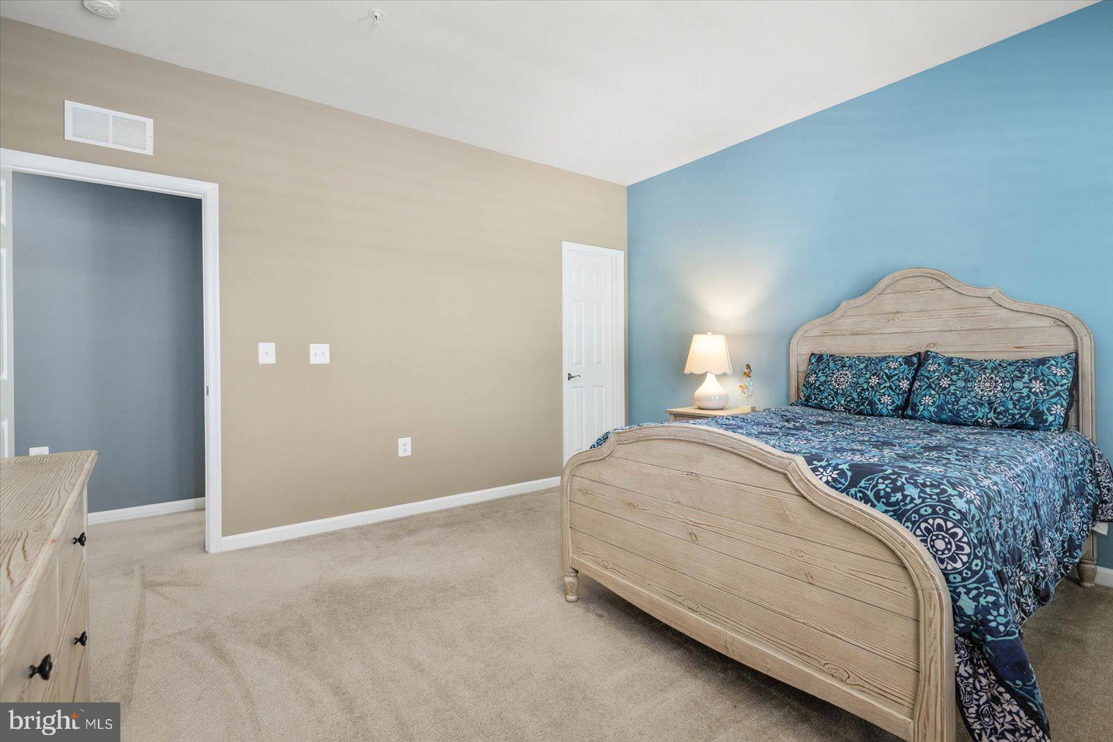 GLEN RIDDLE - Residential