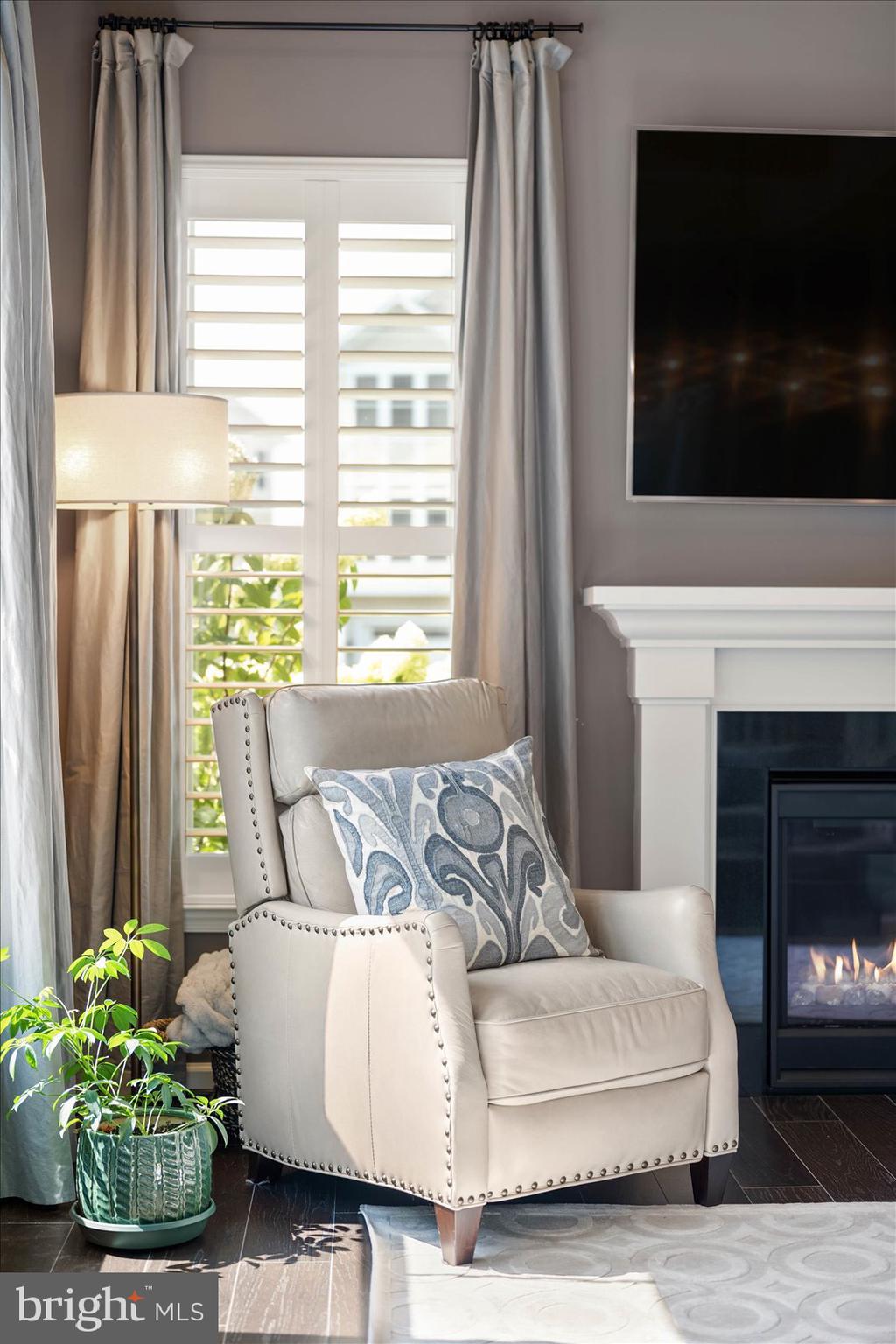 GLEN RIDDLE - Residential