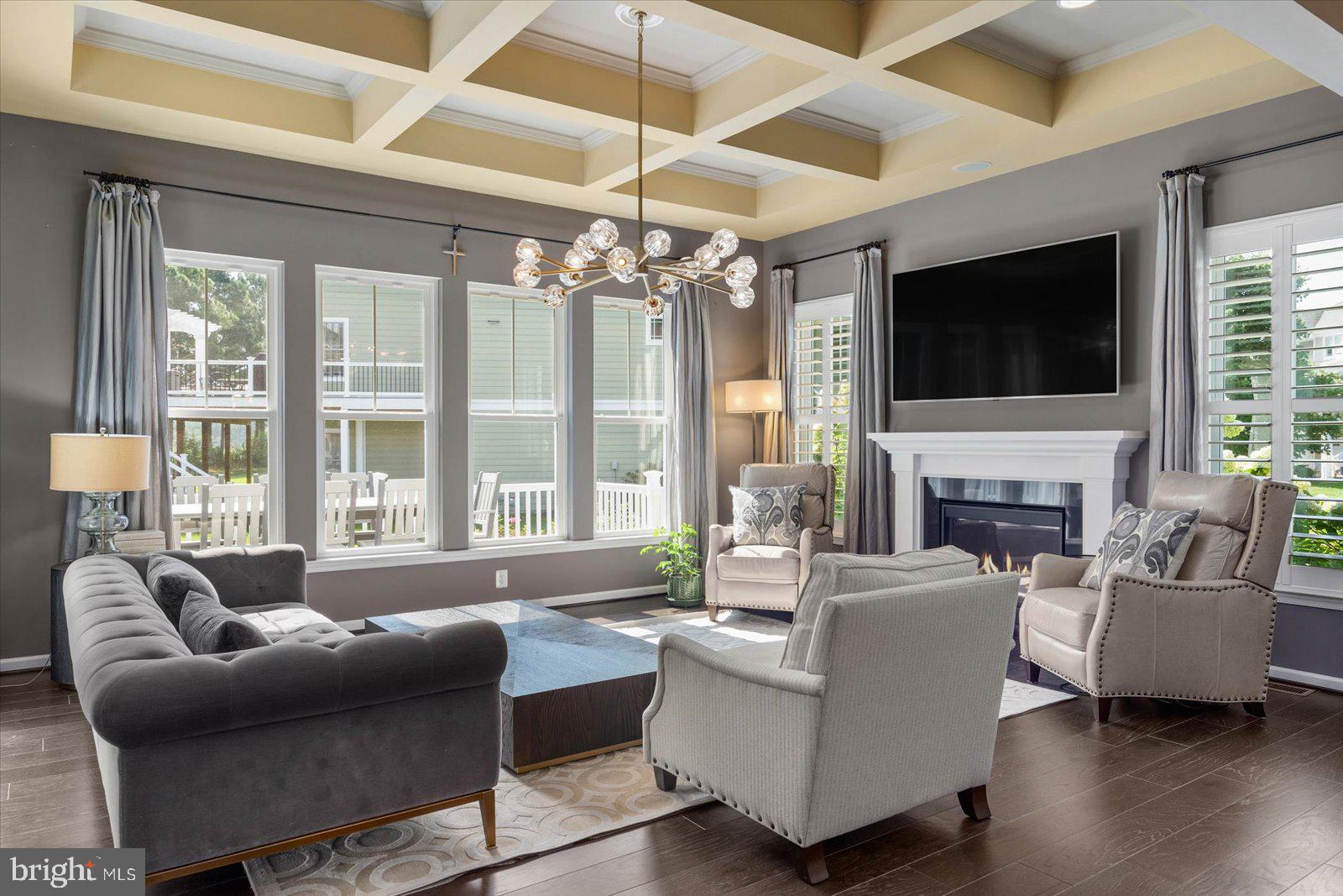 GLEN RIDDLE - Residential