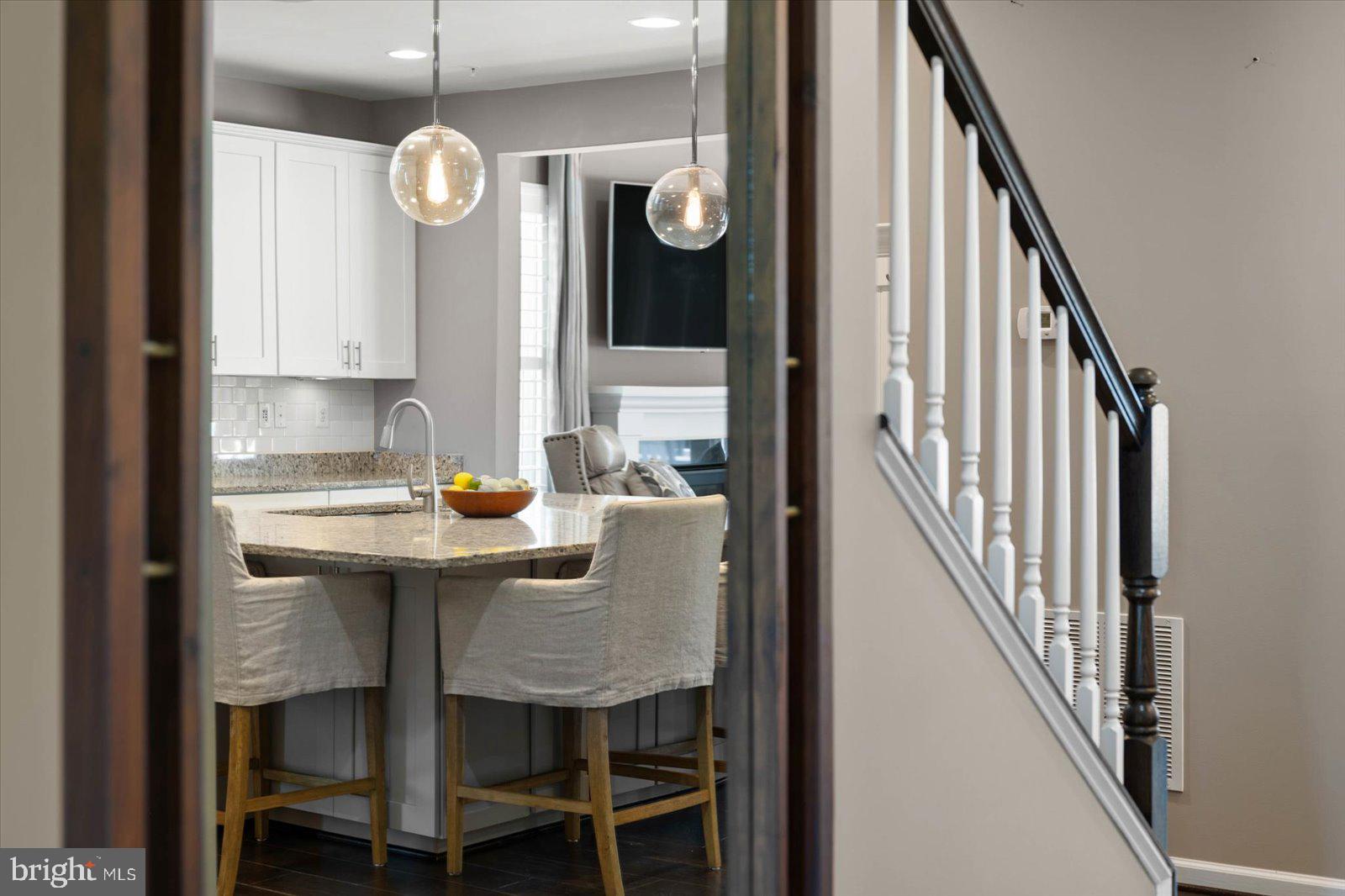 GLEN RIDDLE - Residential