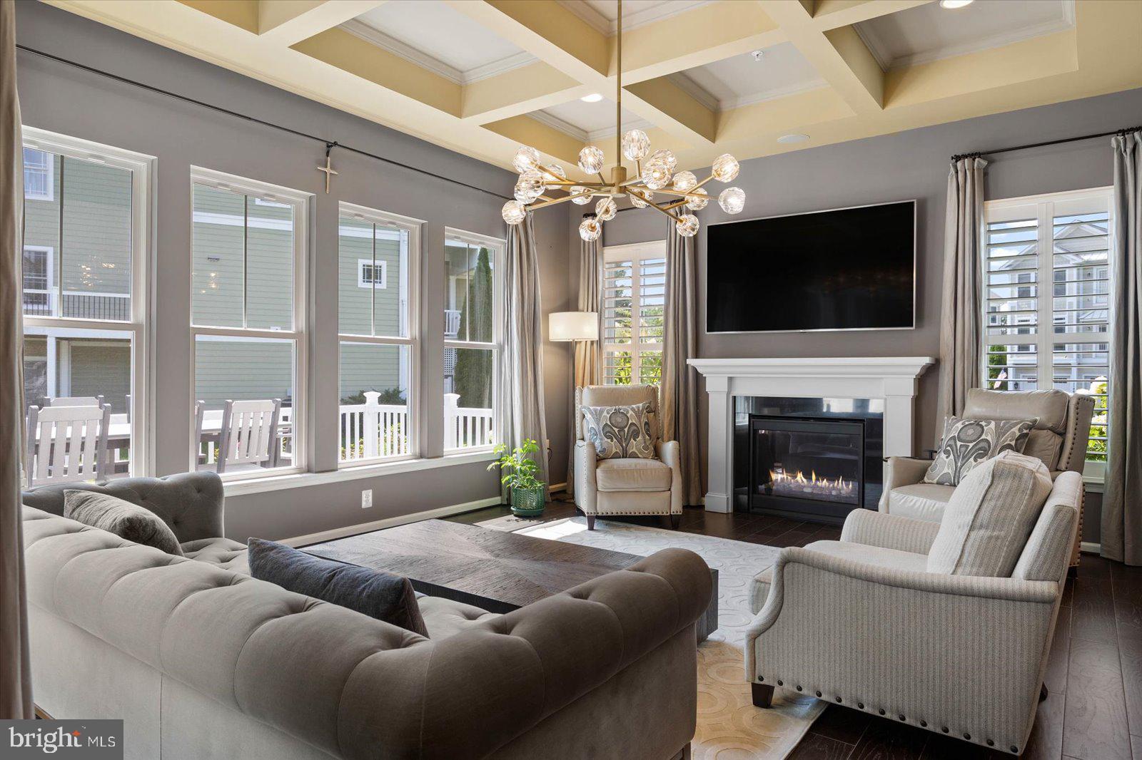 GLEN RIDDLE - Residential