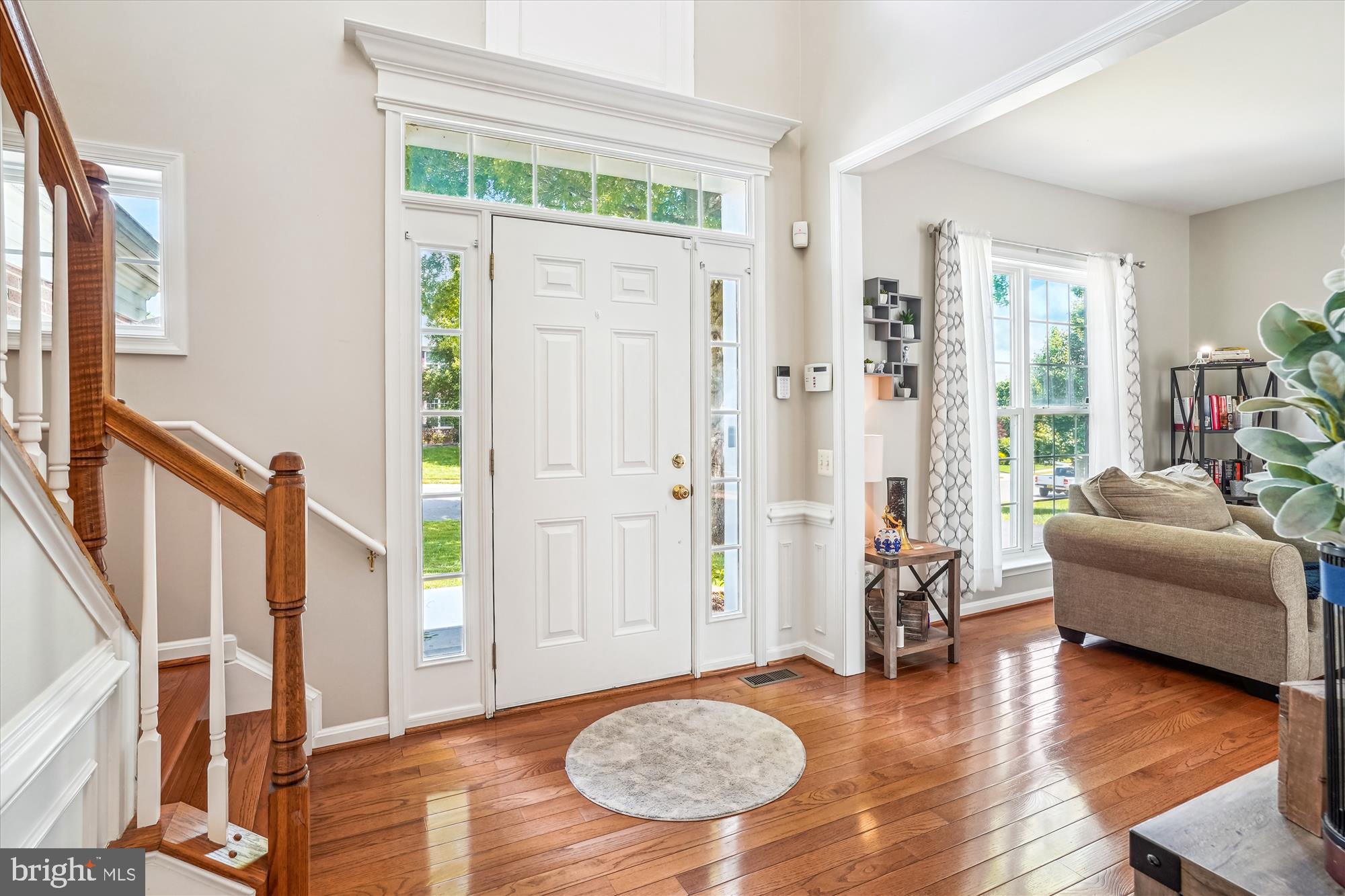 5949 MOONBEAM DRIVE