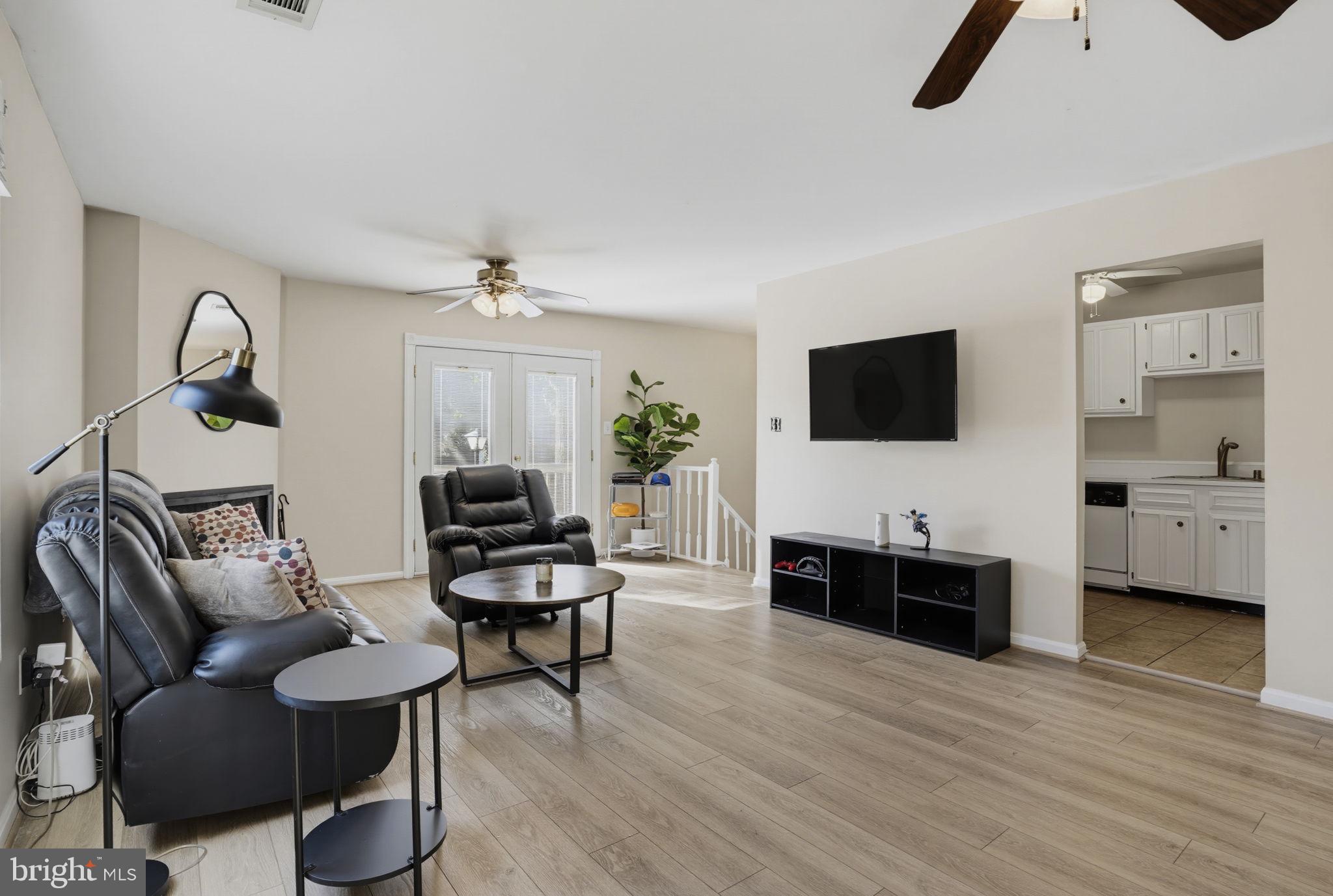 5126 SHAWE PLACE C 3-M
