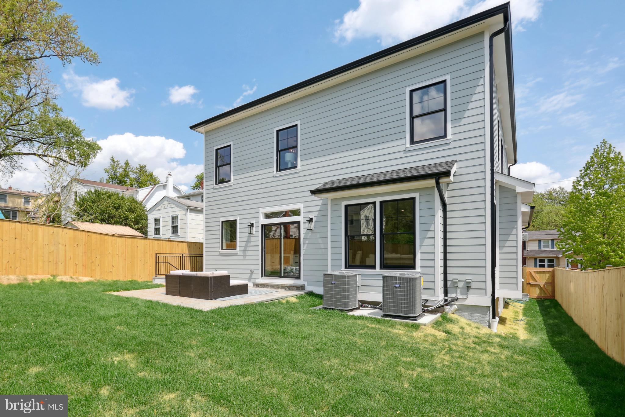 NORTH BETHESDA GROVE - Residential