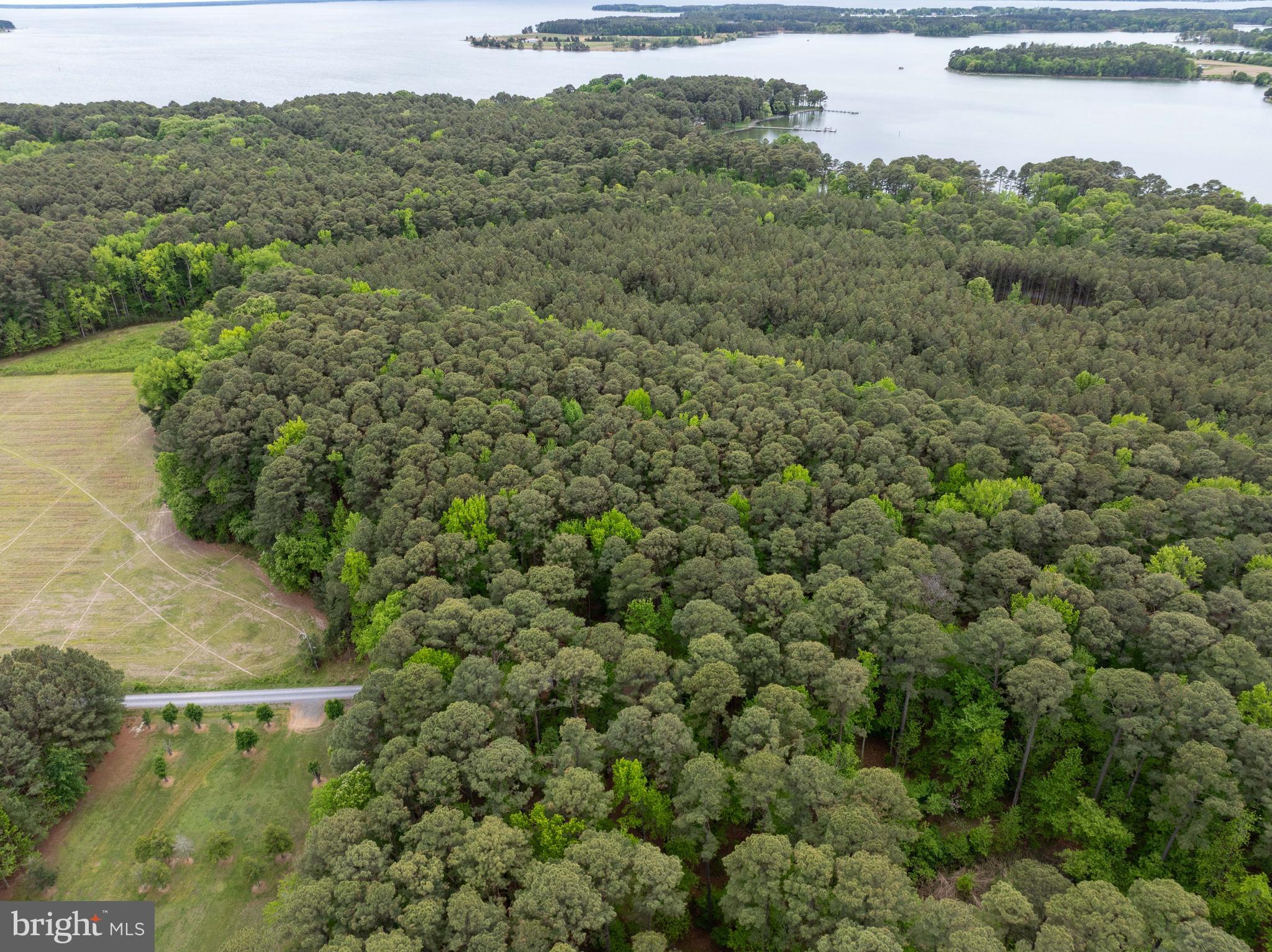 QUAKER NECK ROAD LOT 15