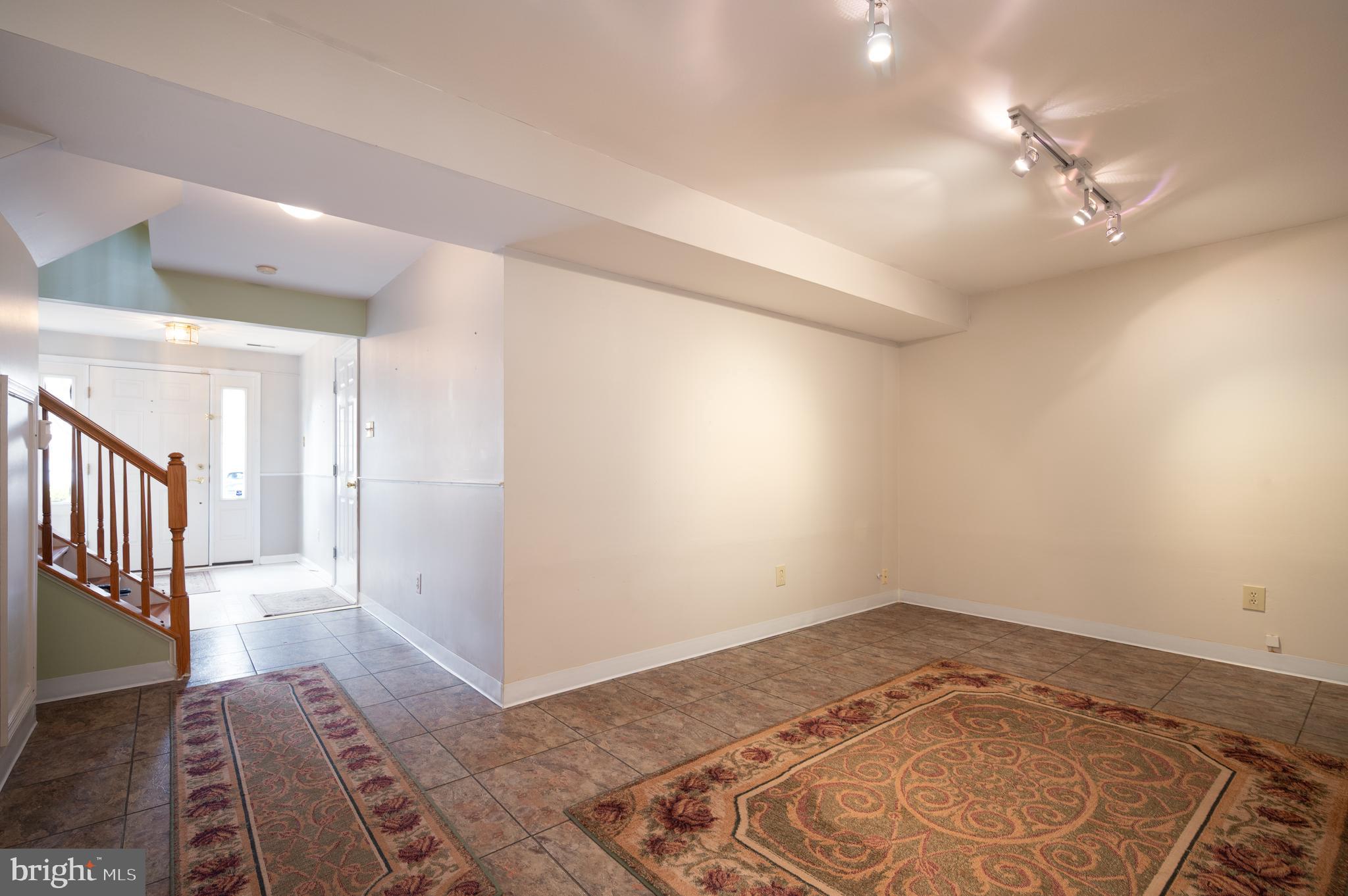 LIMESTONE HILLS WEST - Residential