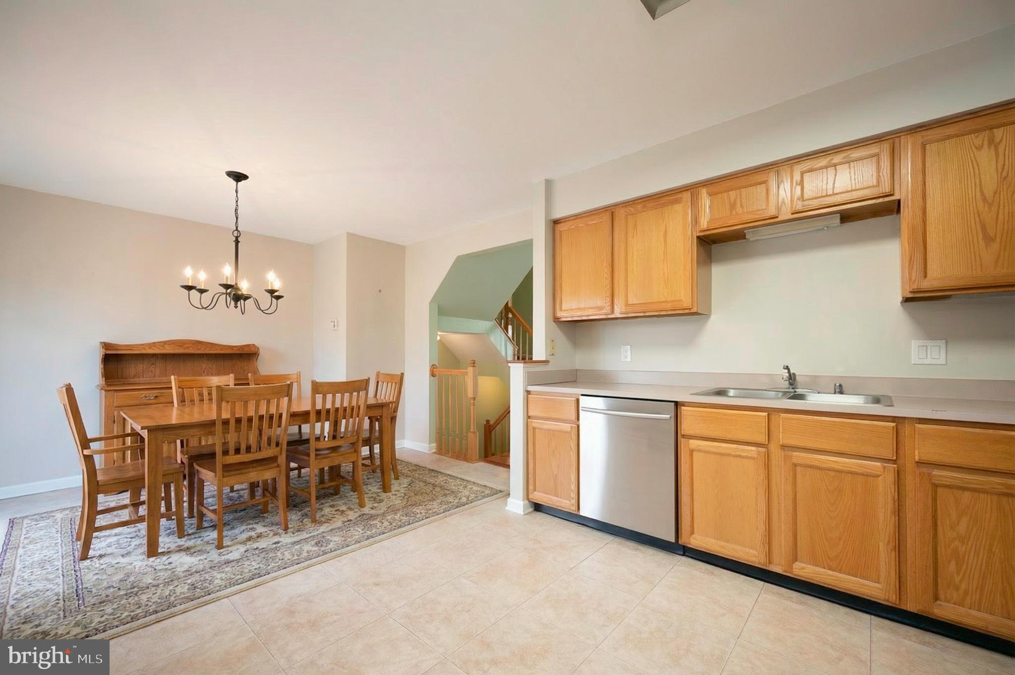 LIMESTONE HILLS WEST - Residential