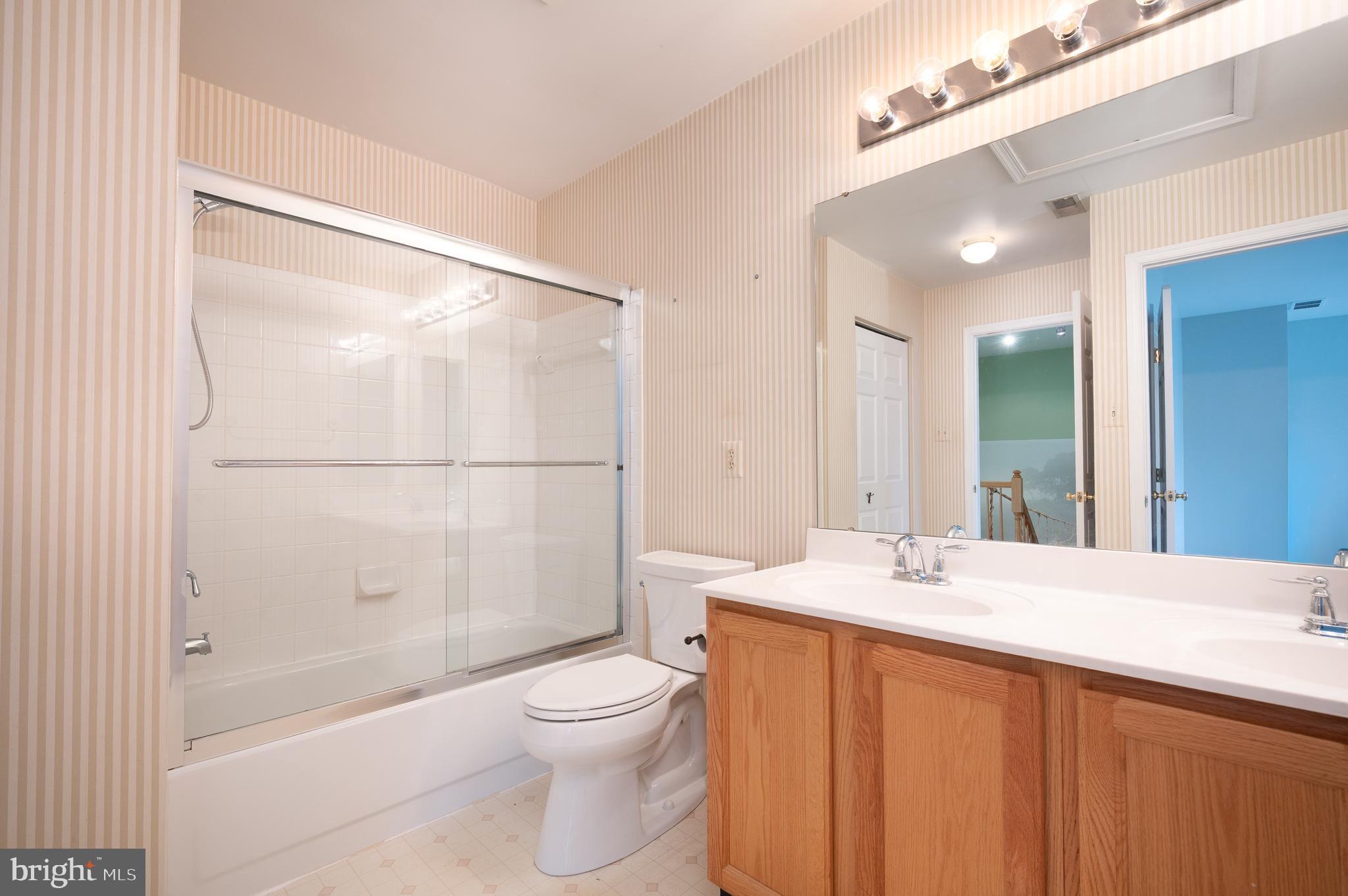 LIMESTONE HILLS WEST - Residential