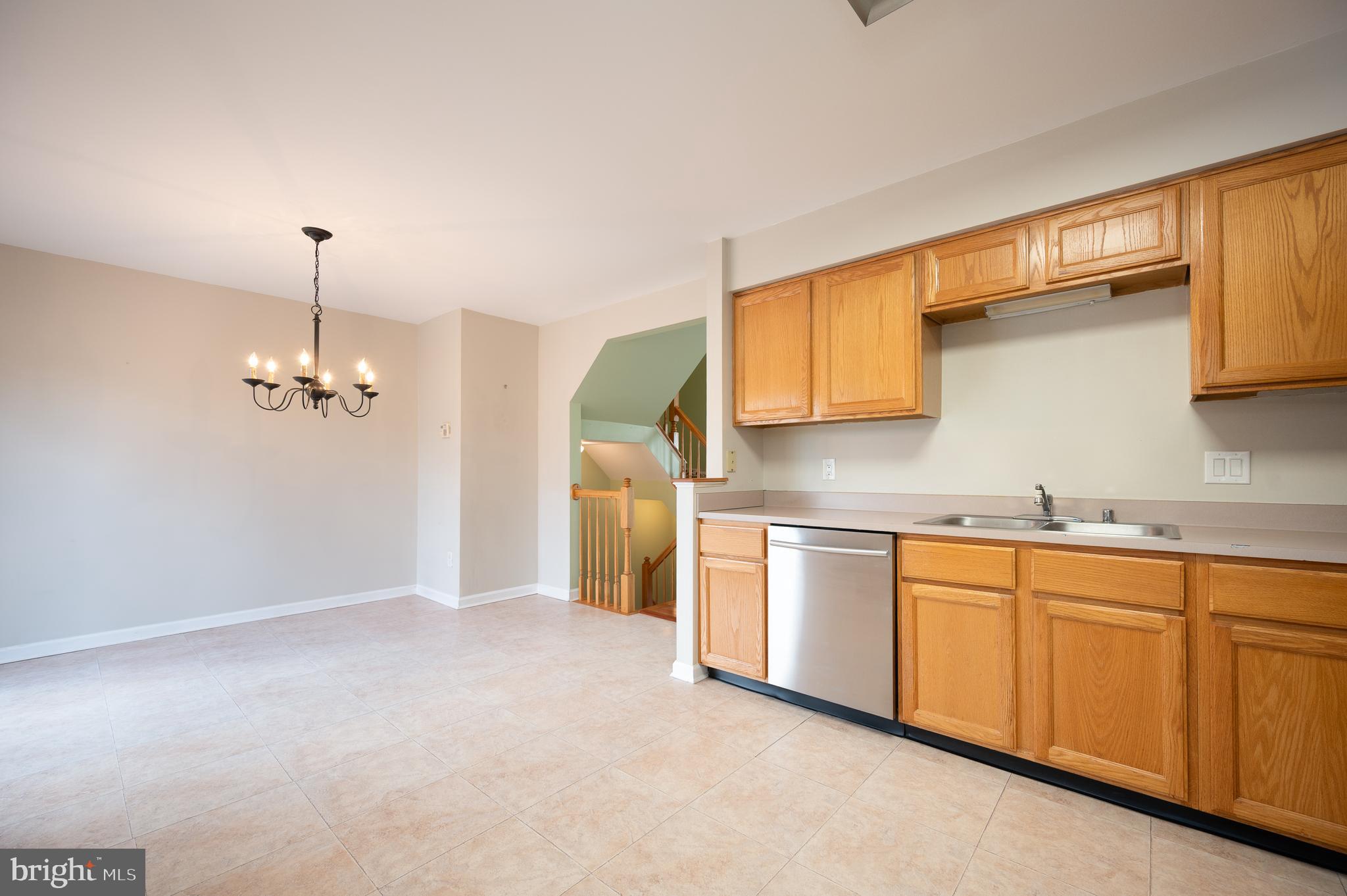 LIMESTONE HILLS WEST - Residential