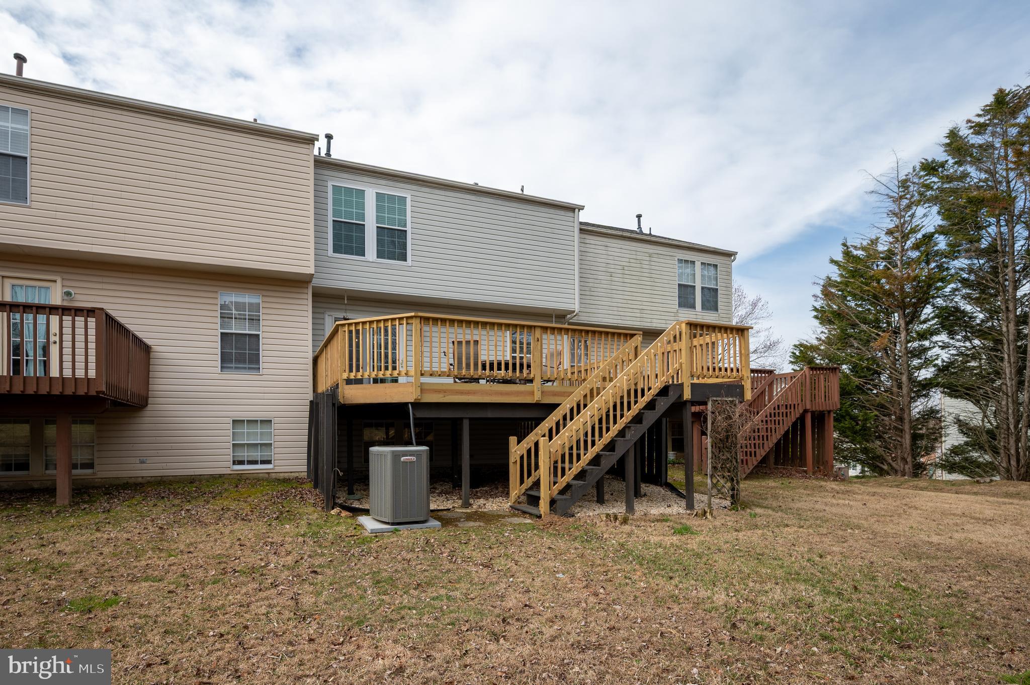 LIMESTONE HILLS WEST - Residential