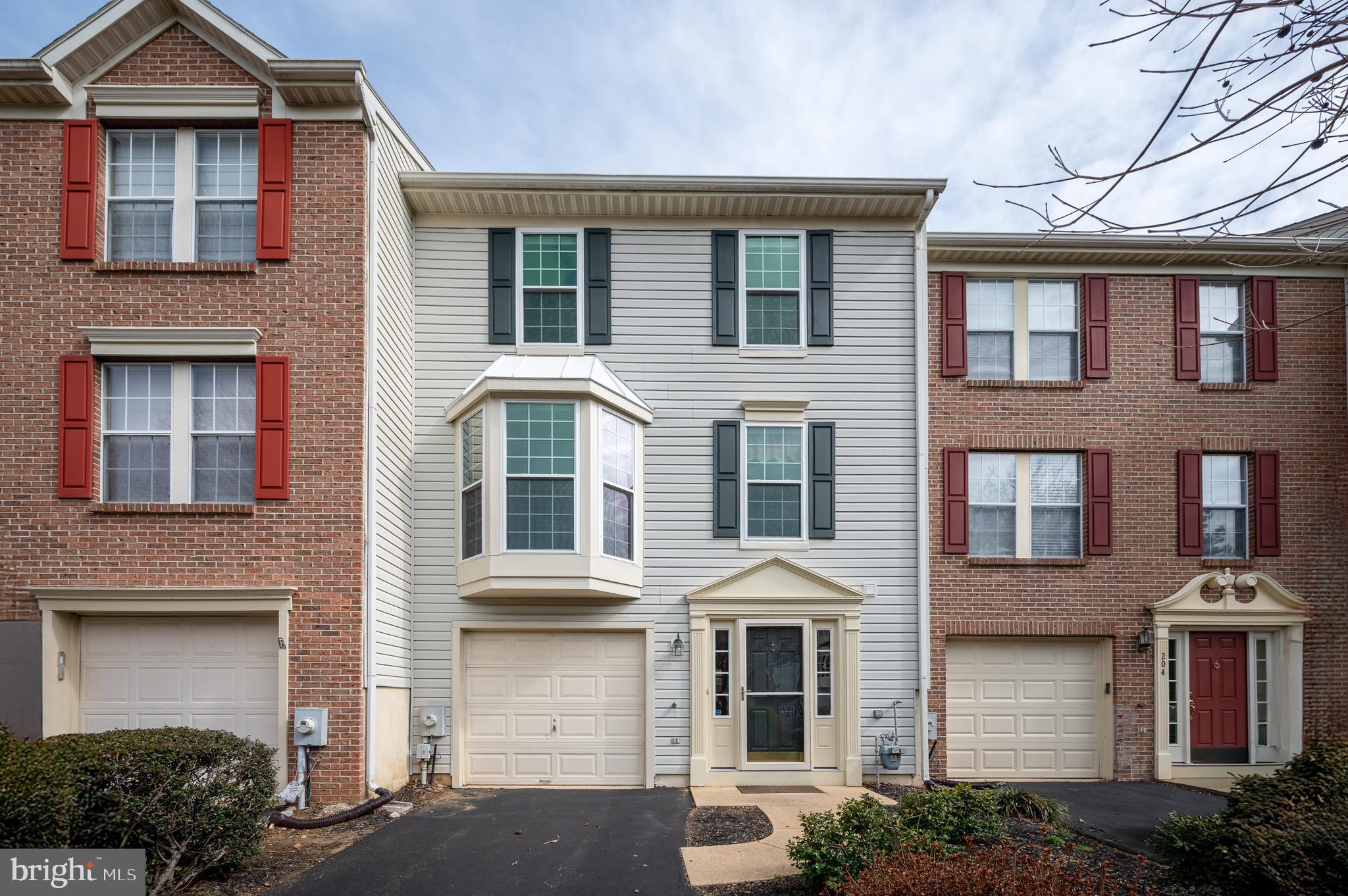 LIMESTONE HILLS WEST - Residential