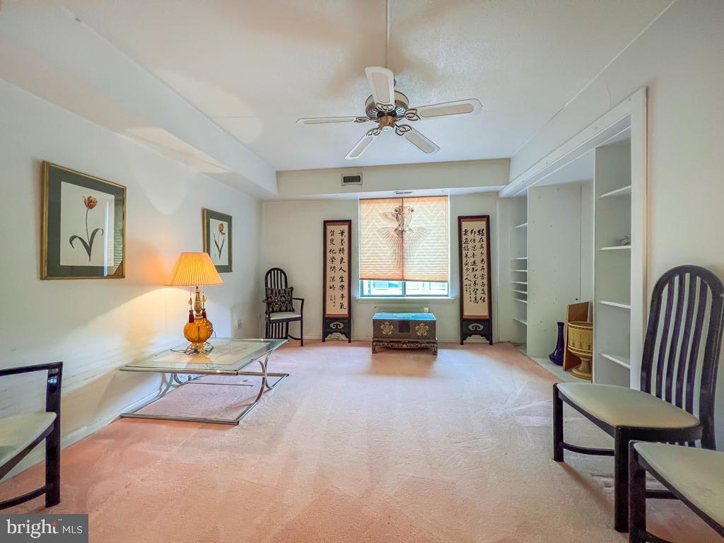 DELAIRE LANDING - Residential