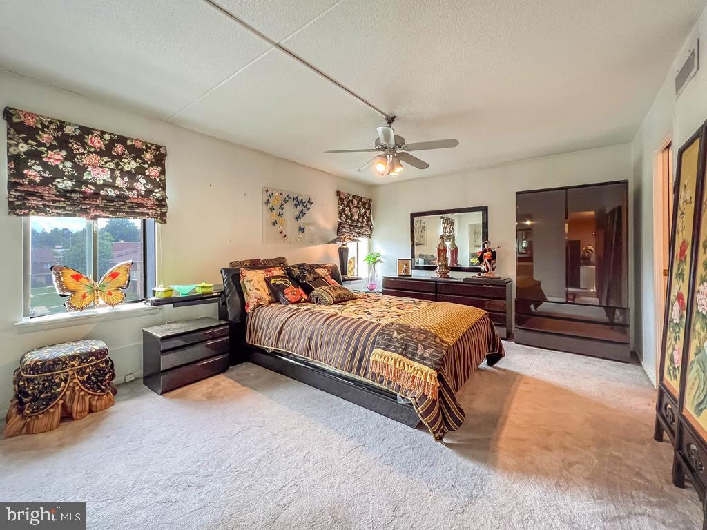 DELAIRE LANDING - Residential