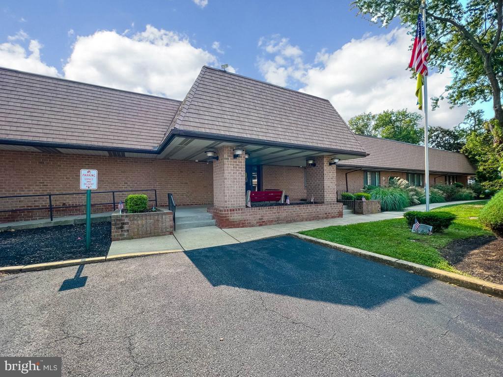 DELAIRE LANDING - Residential