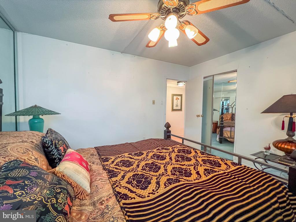 DELAIRE LANDING - Residential