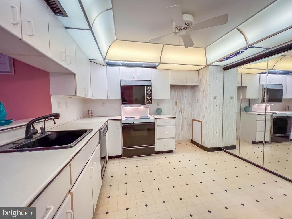 DELAIRE LANDING - Residential