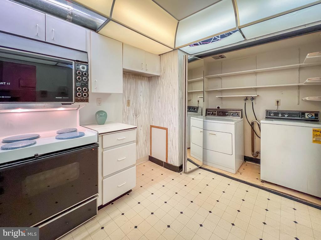 DELAIRE LANDING - Residential