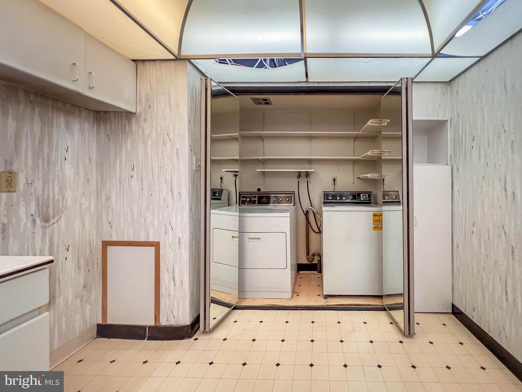 DELAIRE LANDING - Residential