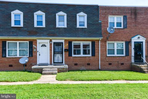 Condo For Sale - 2444 Iverson Street<br/> TEMPLE HILLS, MD 20748
