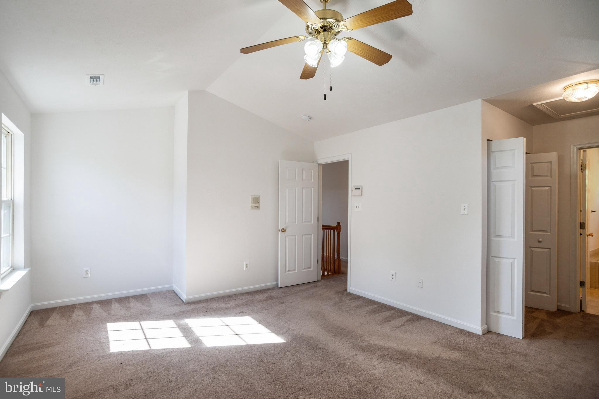 STRAWBERRY HILL EST SUB - Residential