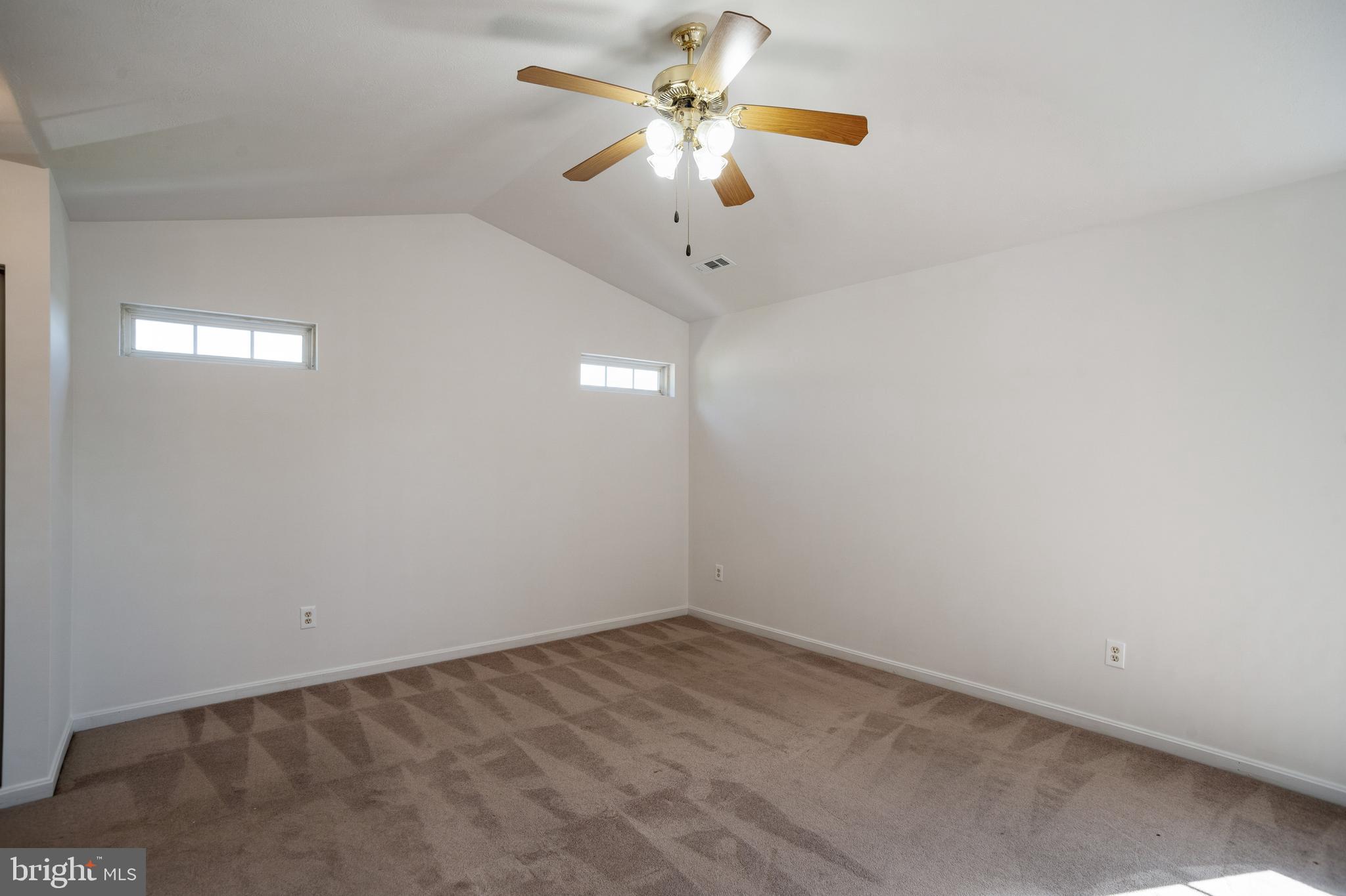 STRAWBERRY HILL EST SUB - Residential