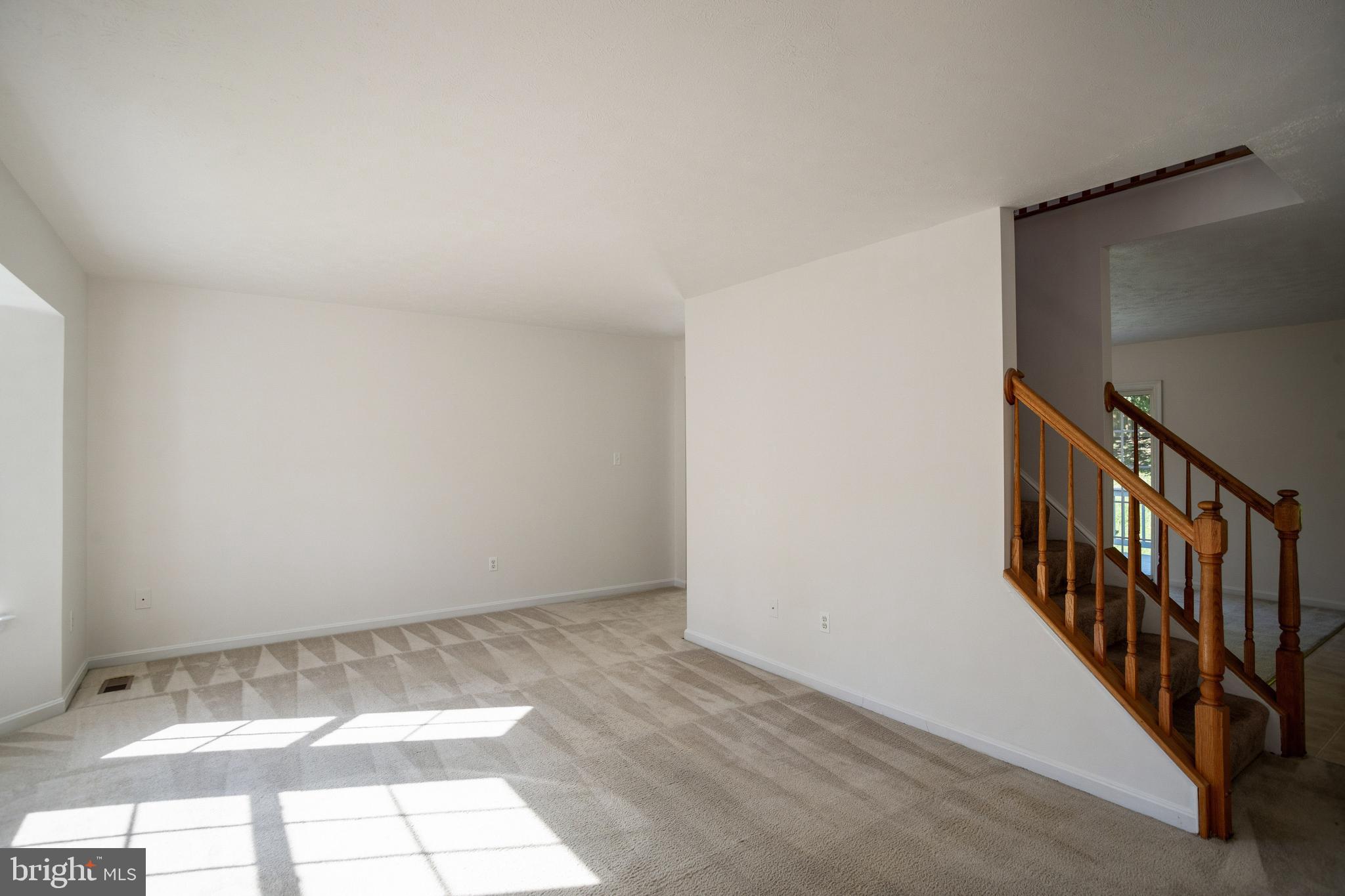 STRAWBERRY HILL EST SUB - Residential