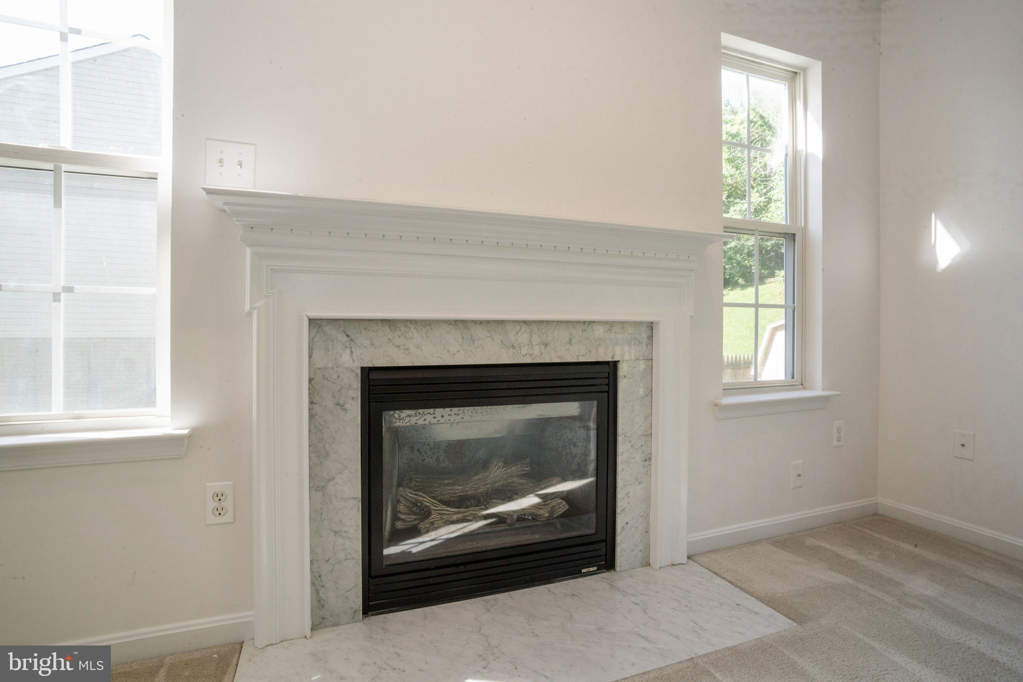 STRAWBERRY HILL EST SUB - Residential