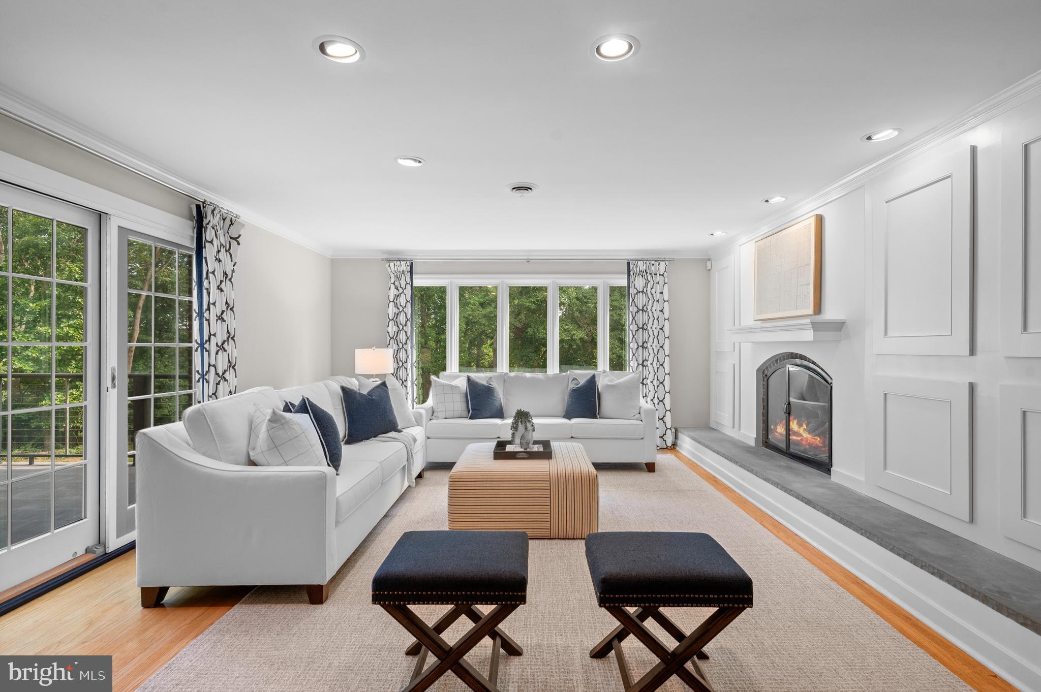 ROSE TREE WOODS - Residential