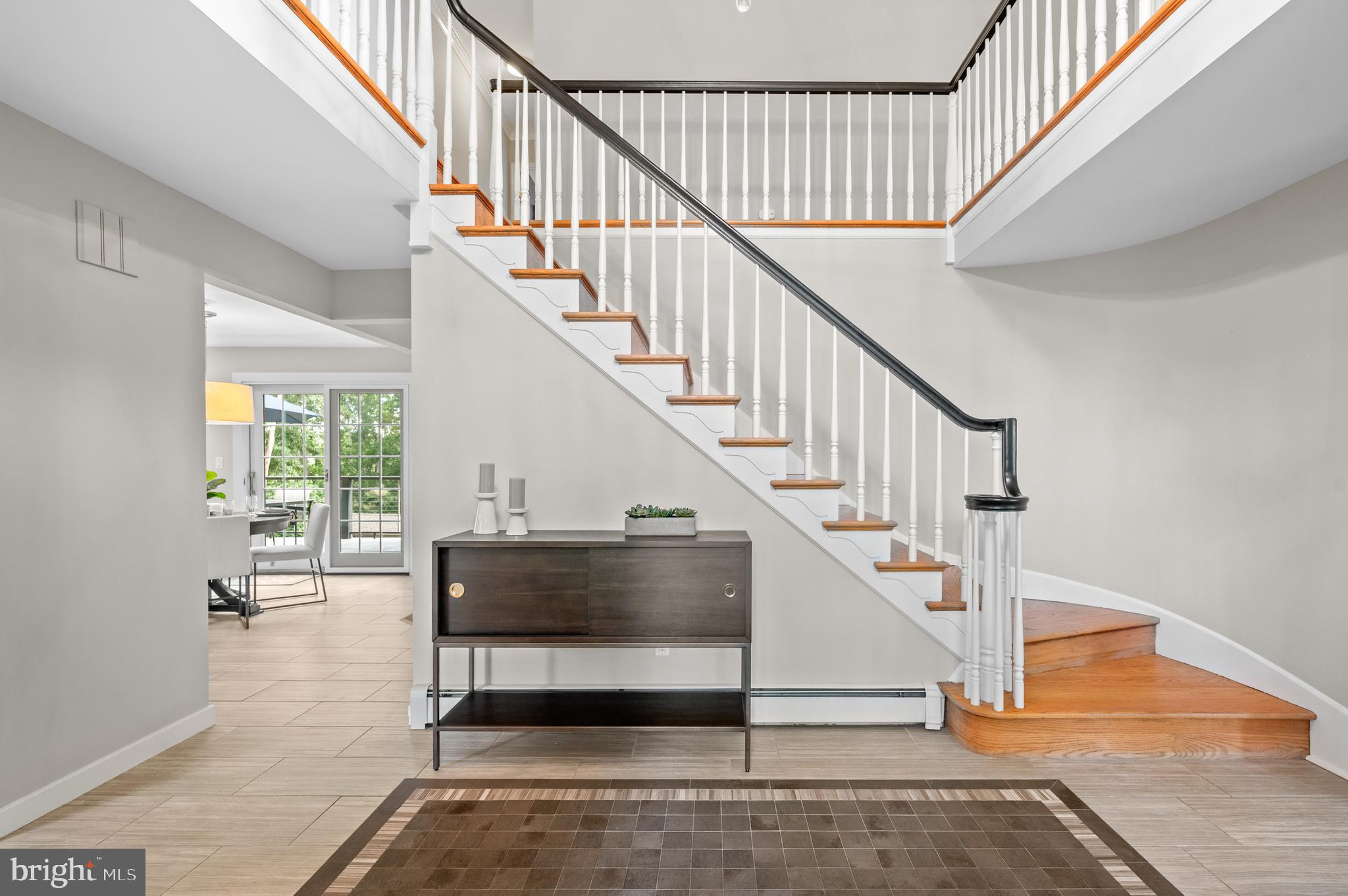 250 HIGHVIEW LANE