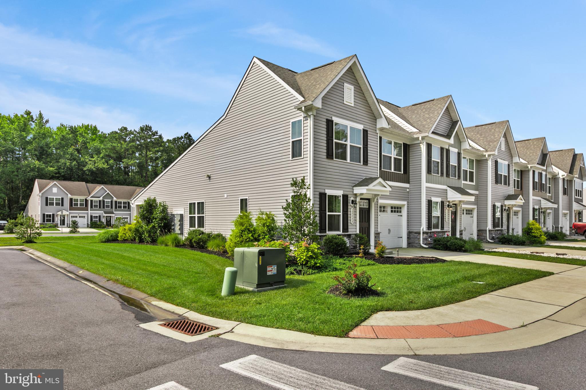 28088 DEW DROP LANE