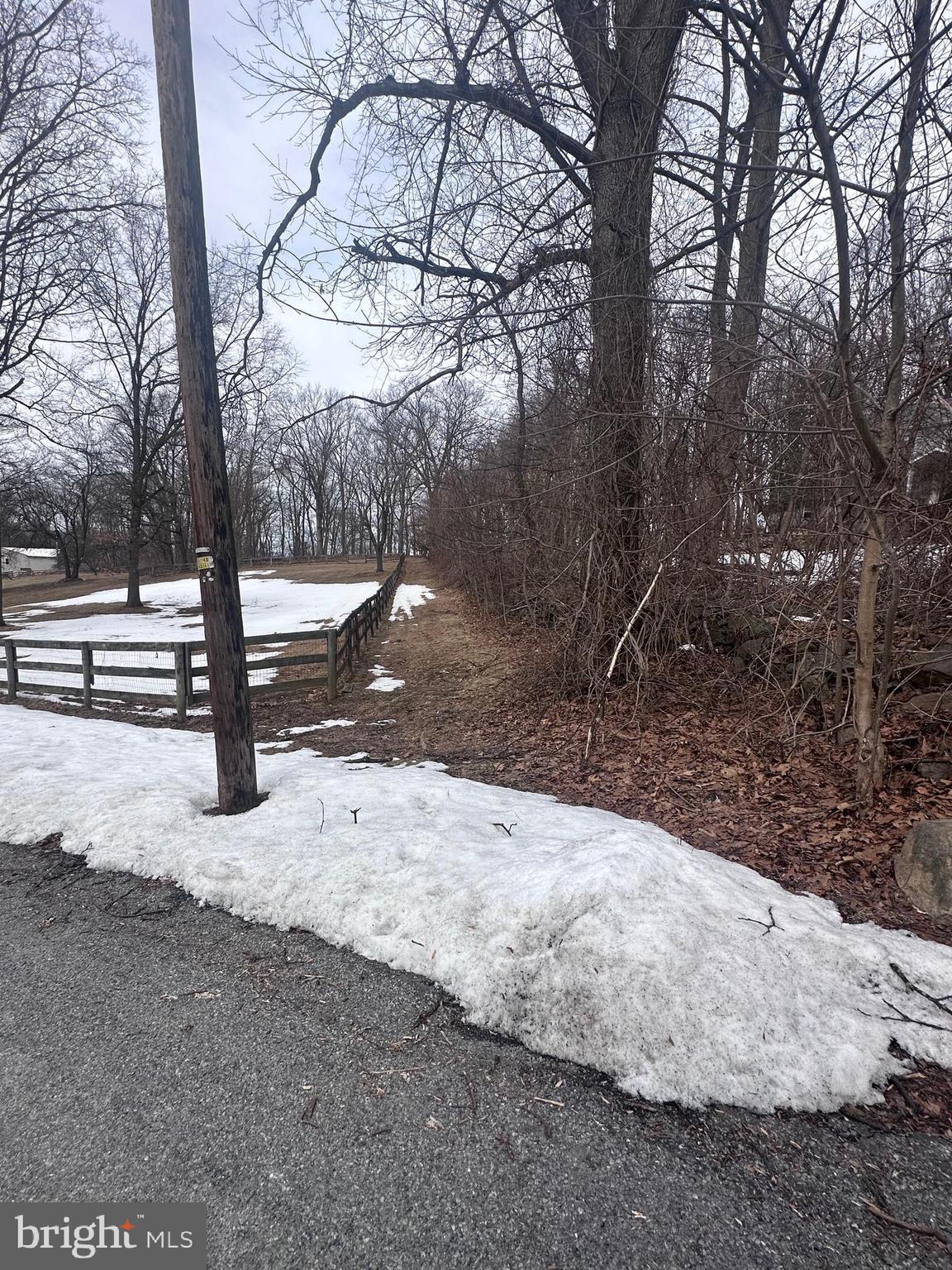 4825 S MOUNTAIN DRIVE