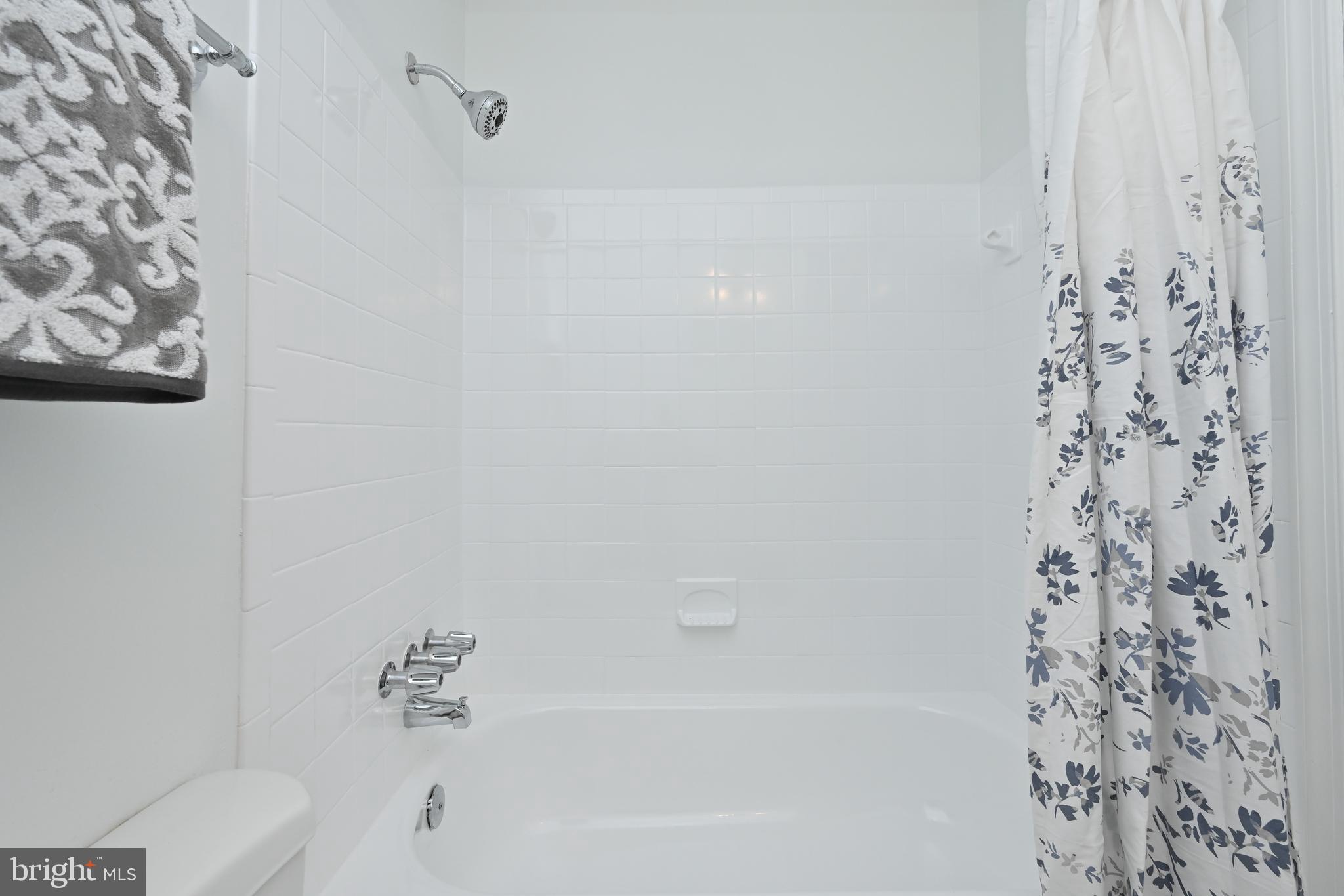 HALLCREST HEIGHTS - Residential