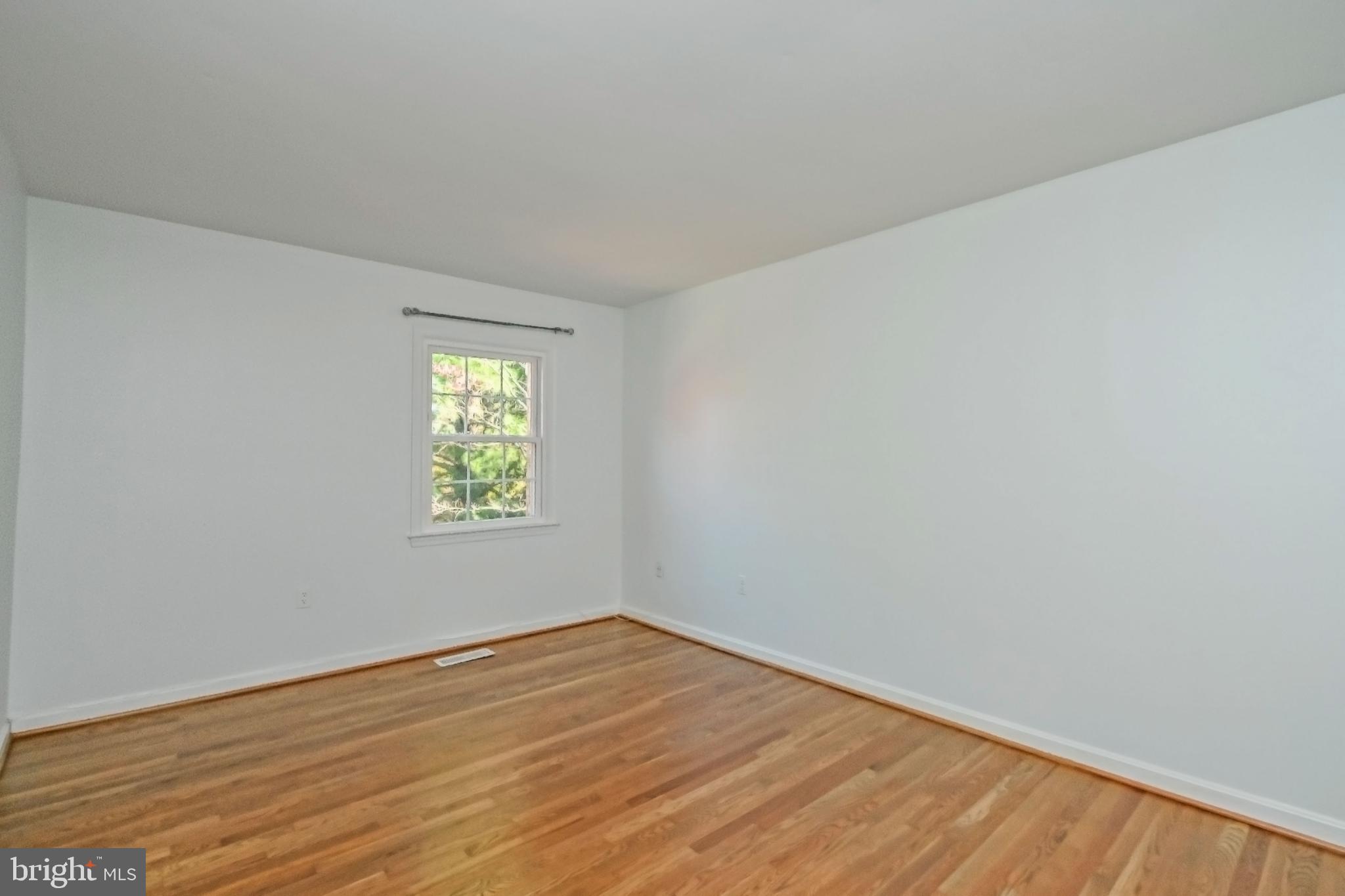 HALLCREST HEIGHTS - Residential