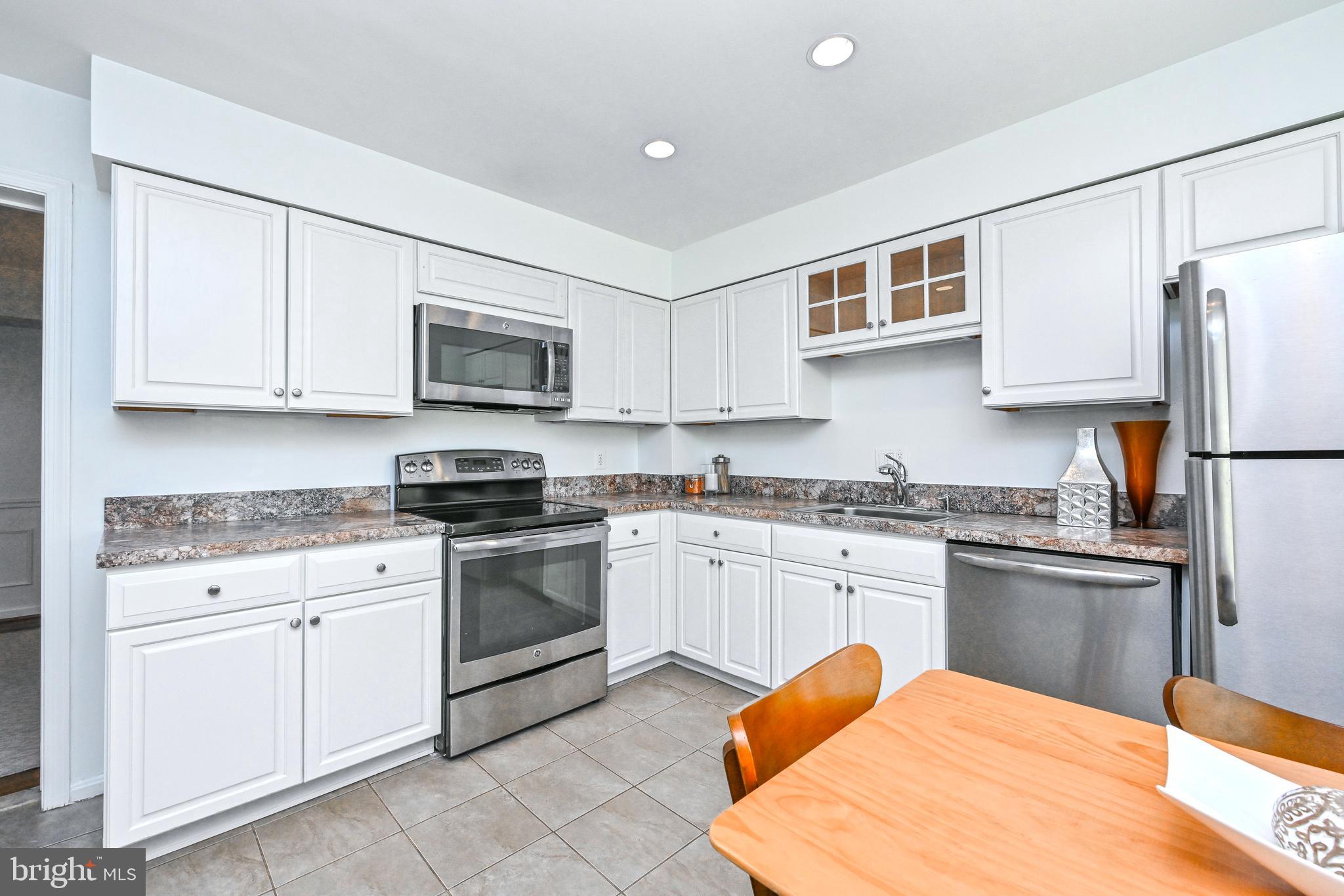 HALLCREST HEIGHTS - Residential