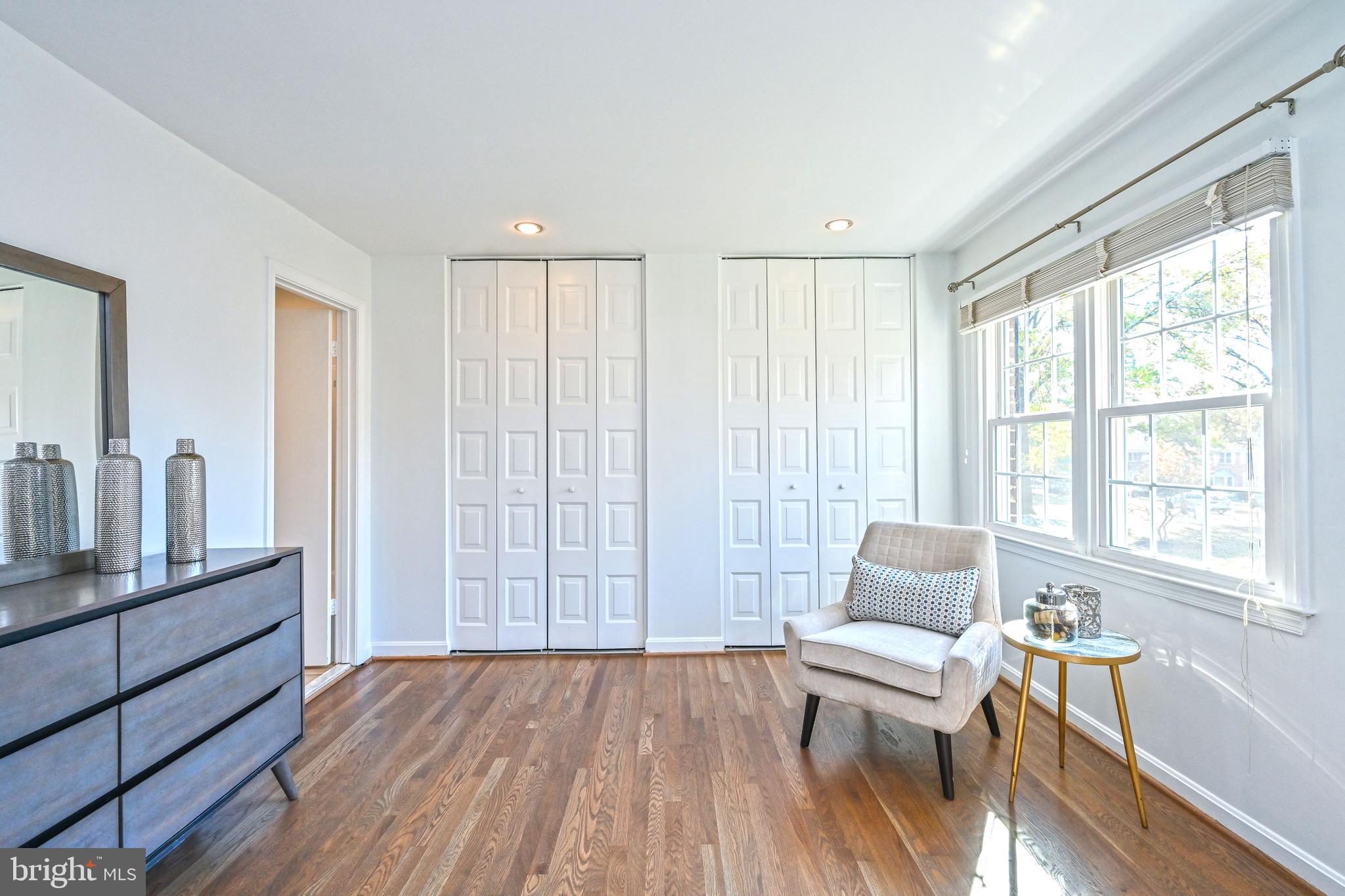 HALLCREST HEIGHTS - Residential