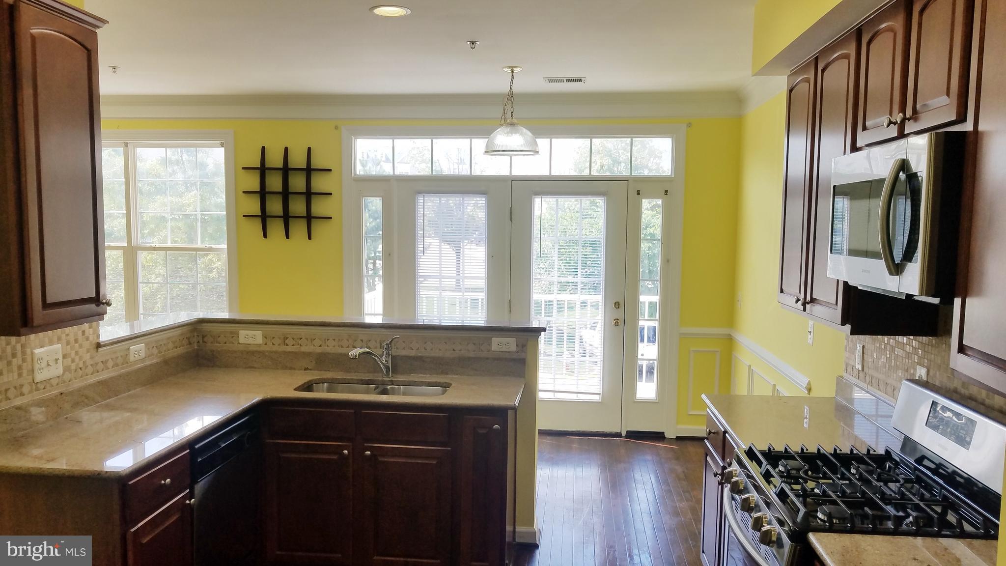 COPPERMINE CROSSING - Residential Lease