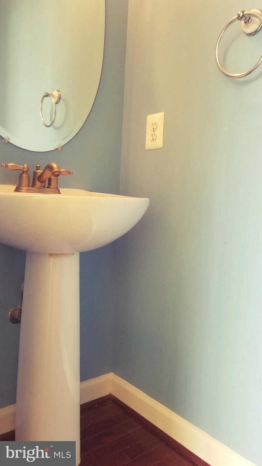 COPPERMINE CROSSING - Residential Lease