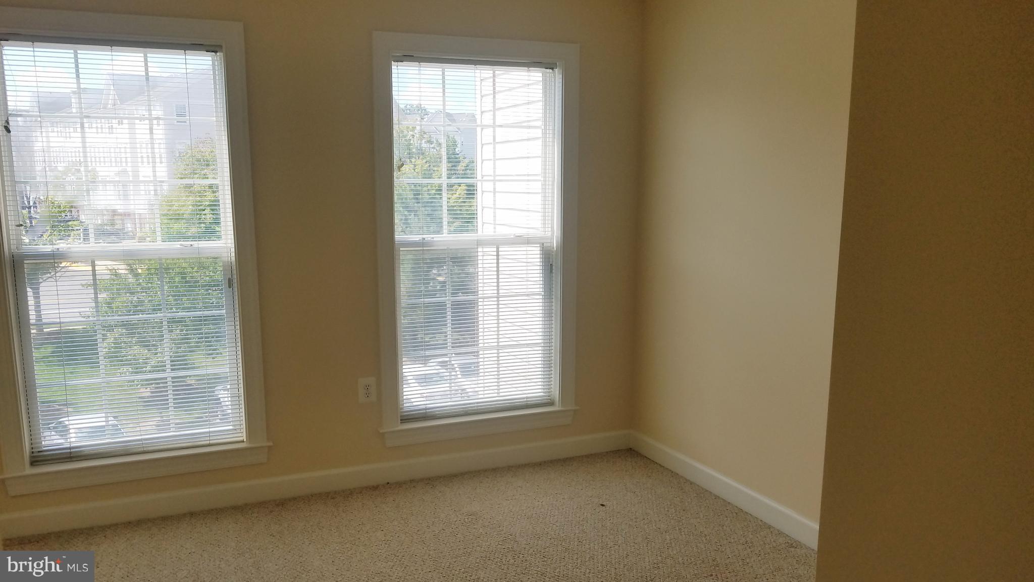 COPPERMINE CROSSING - Residential Lease