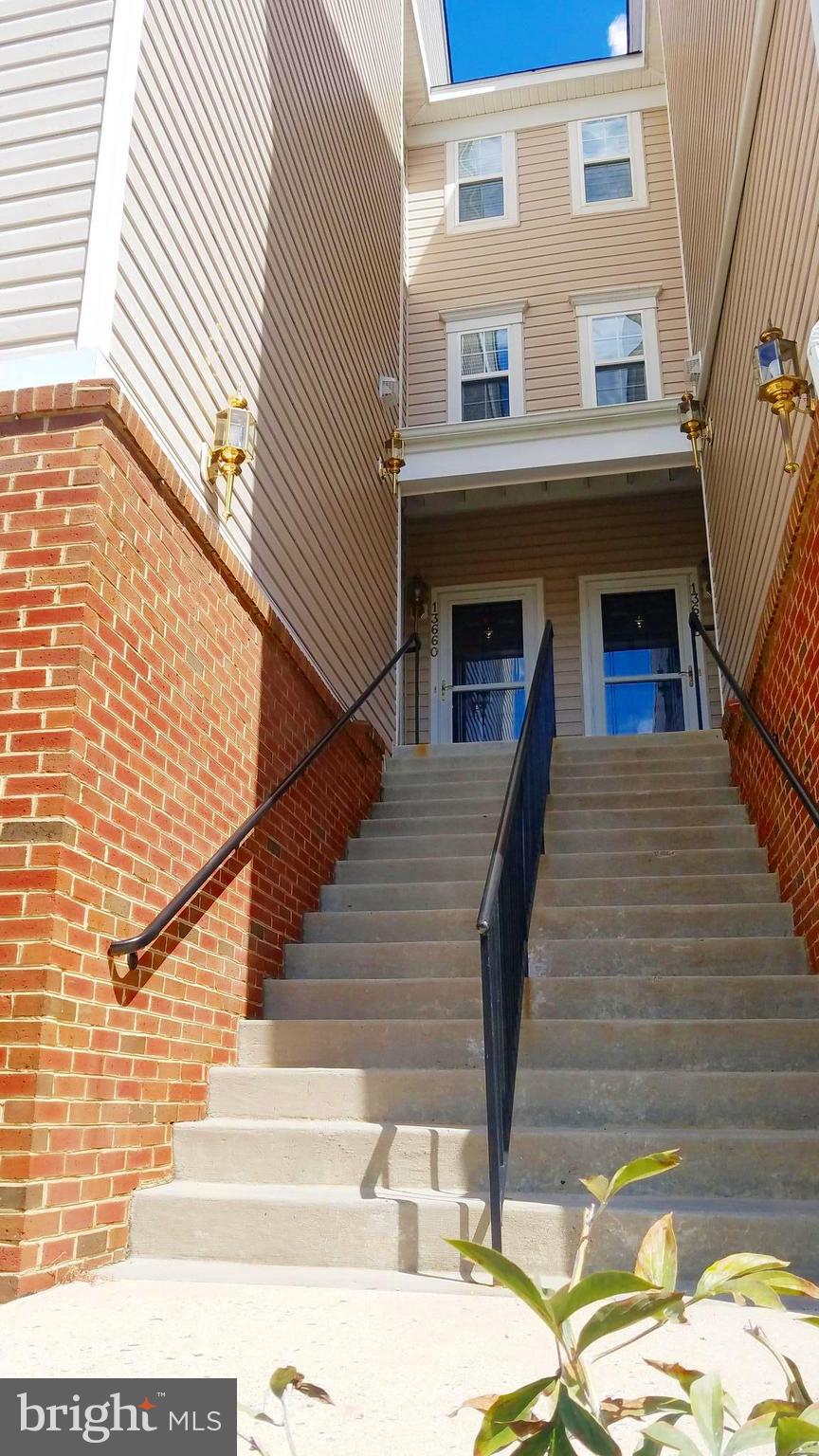 COPPERMINE CROSSING - Residential Lease