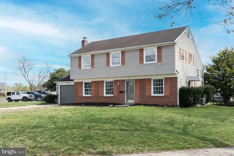 MLS: NJCD2114318