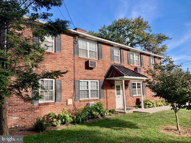 429 EDGEMONT AVENUE