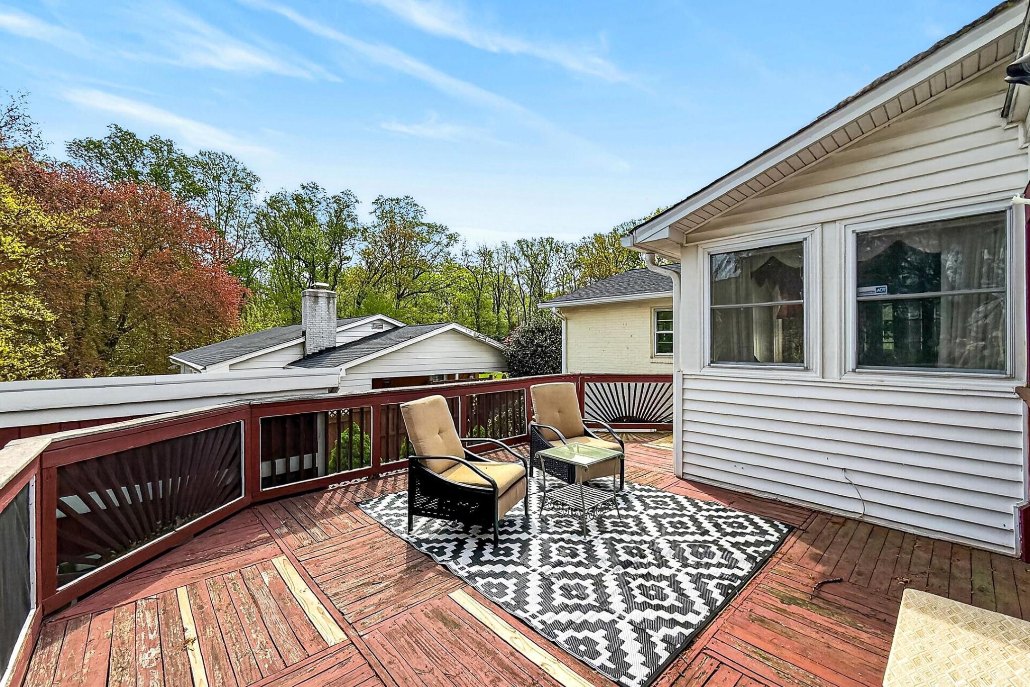 CRESTWOOD MANOR - Residential