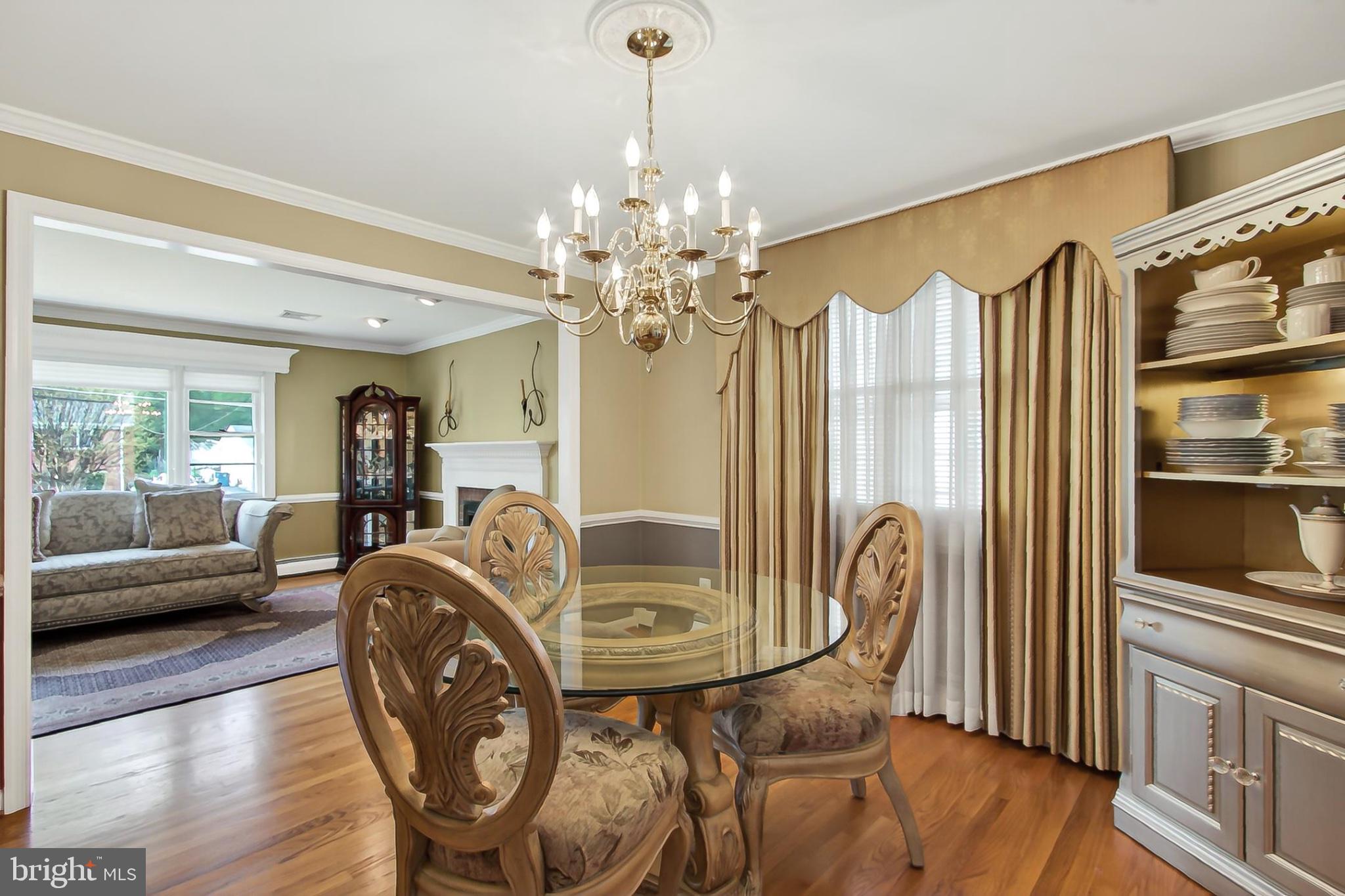 CRESTWOOD MANOR - Residential