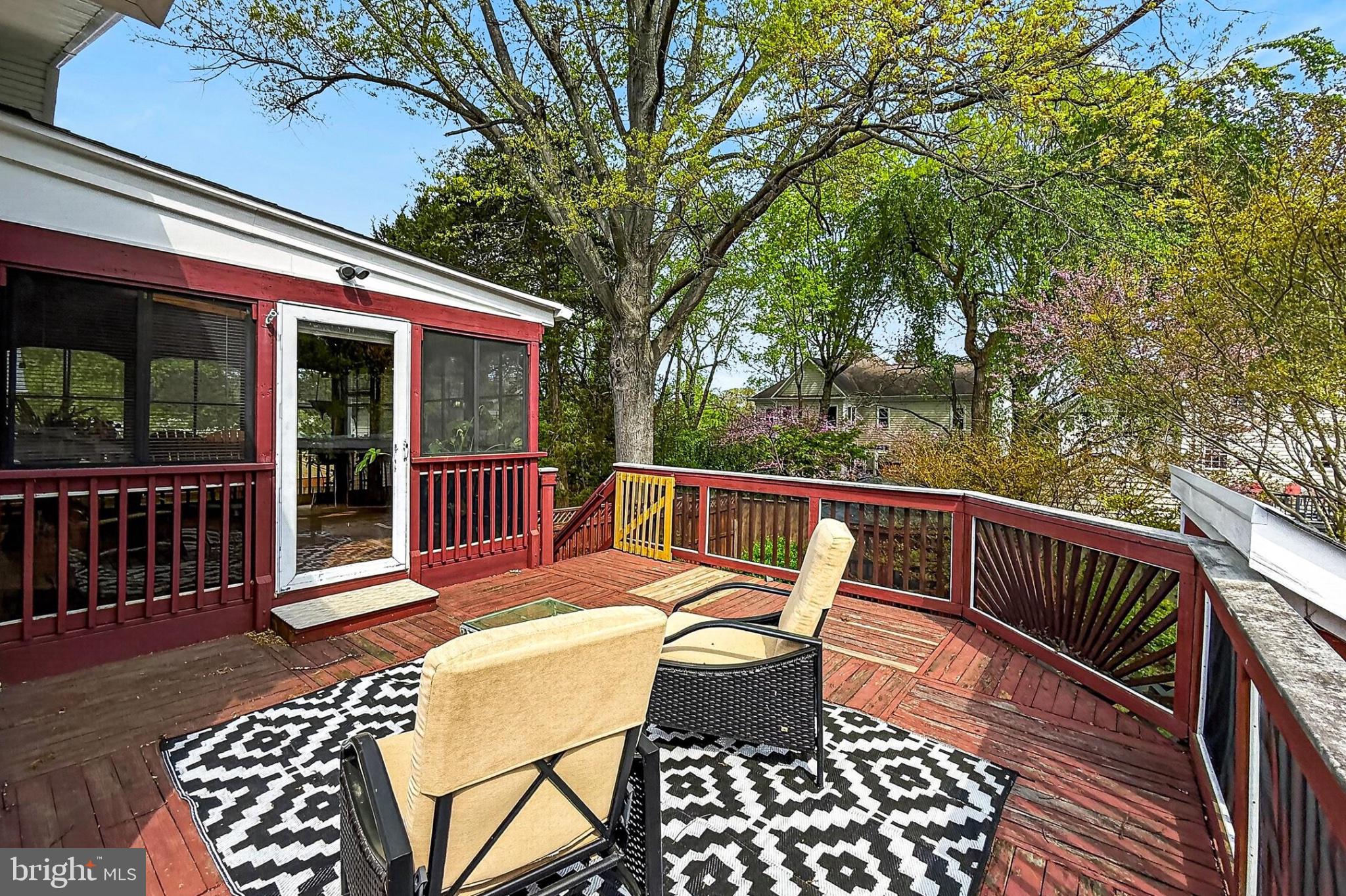 CRESTWOOD MANOR - Residential