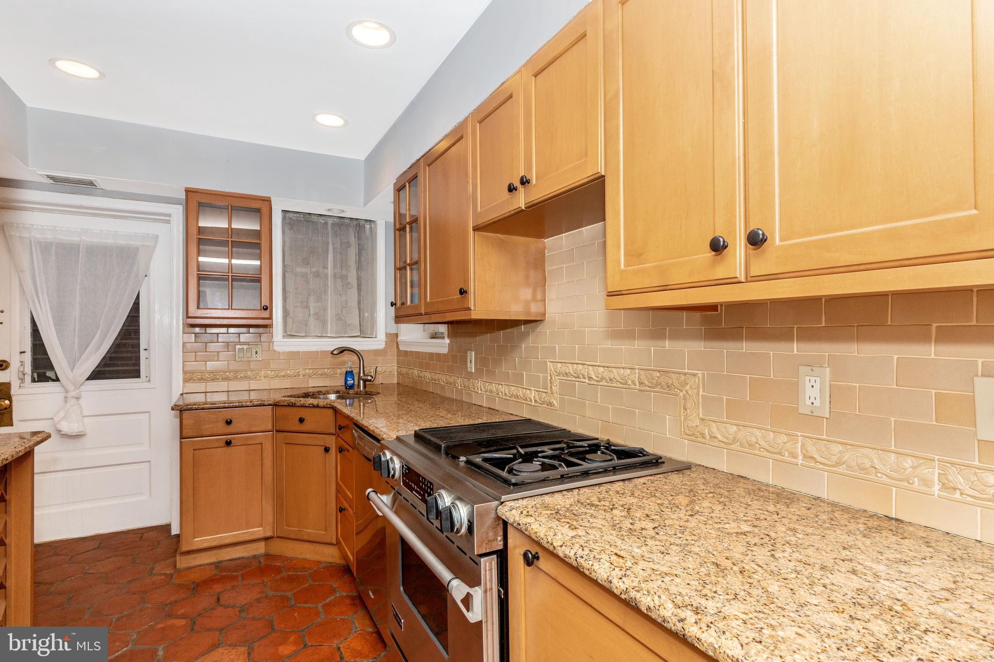 MERION STATION - Residential Lease