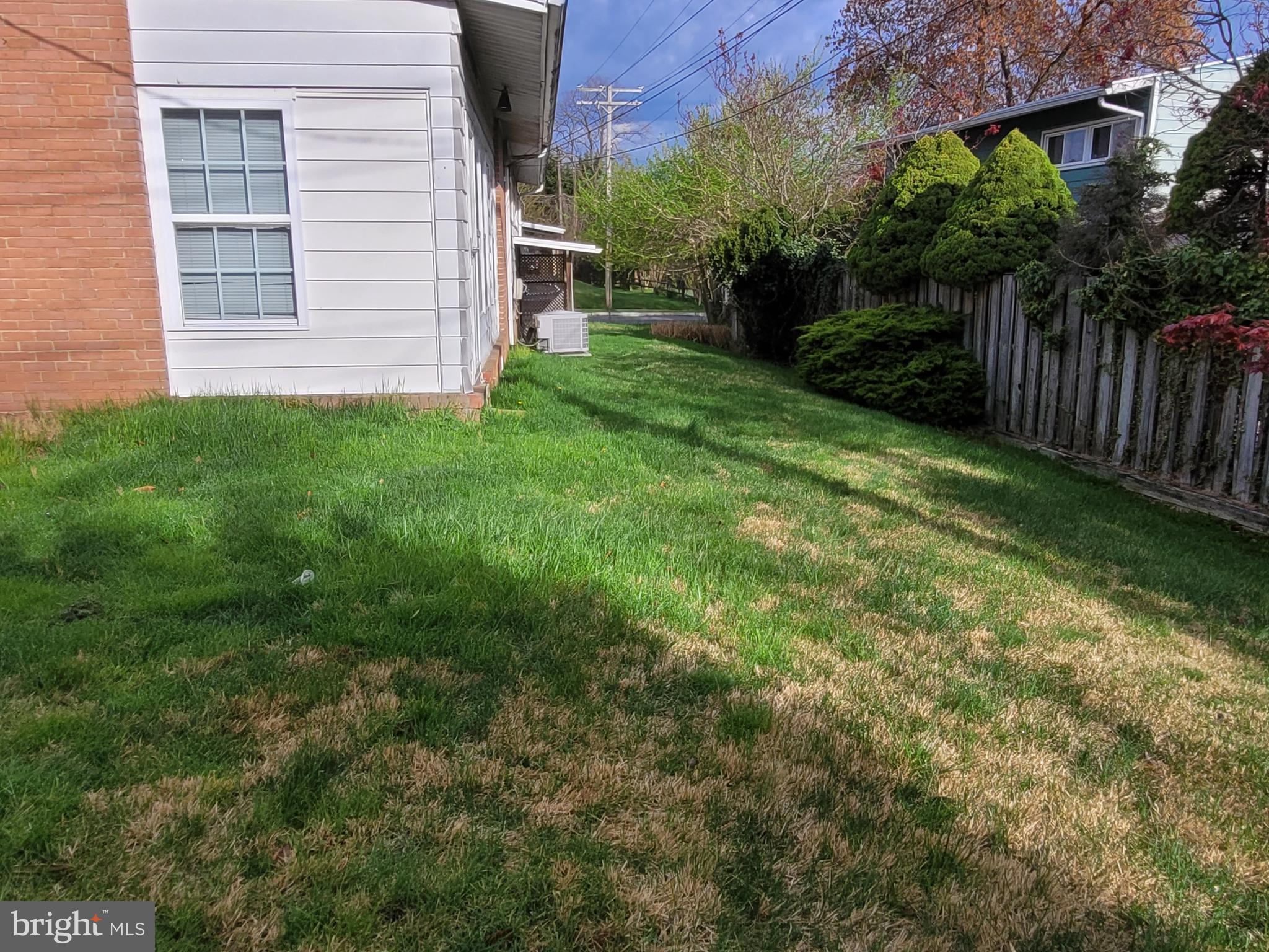 SUMMIT PARK - Residential