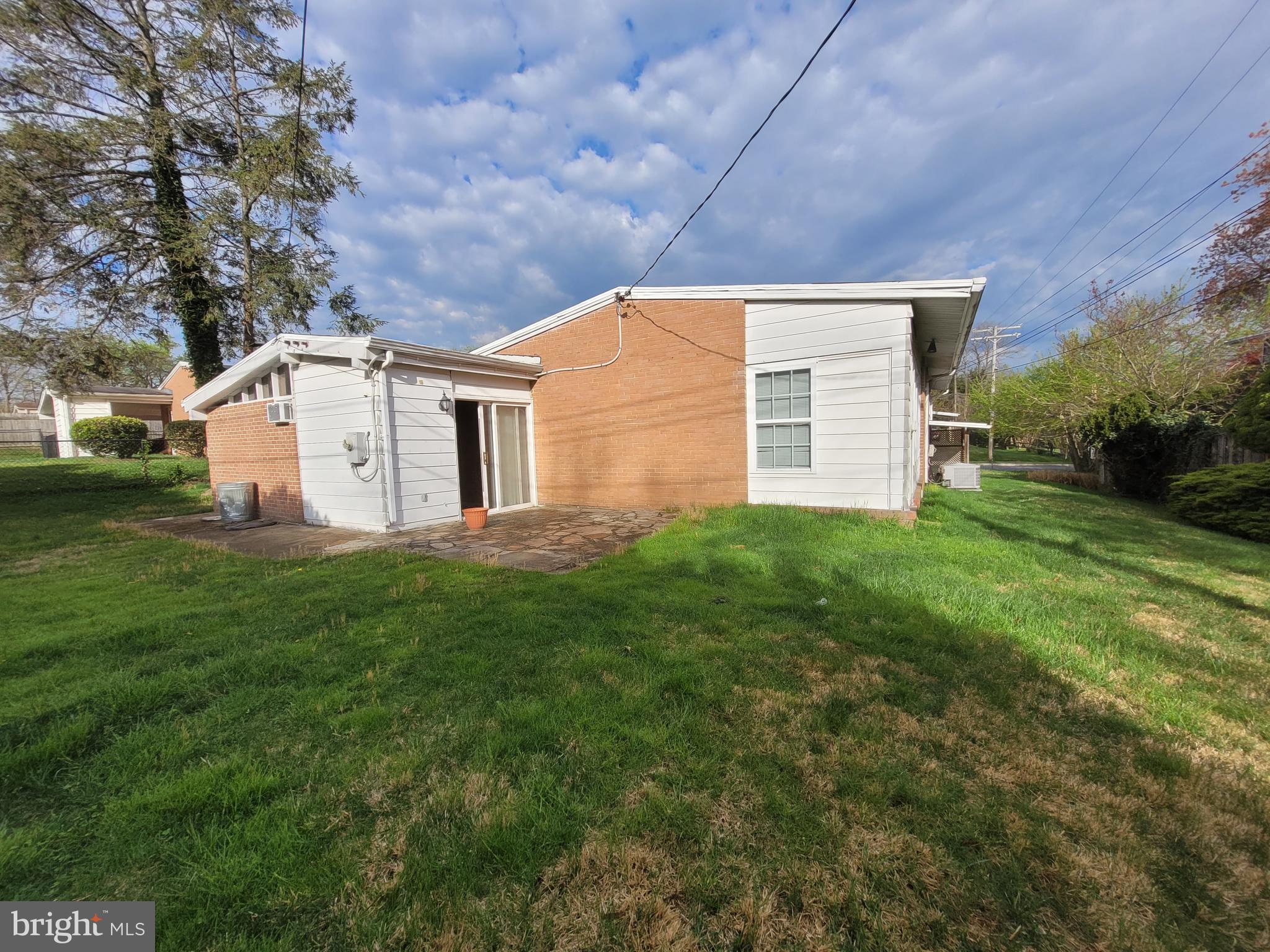 SUMMIT PARK - Residential