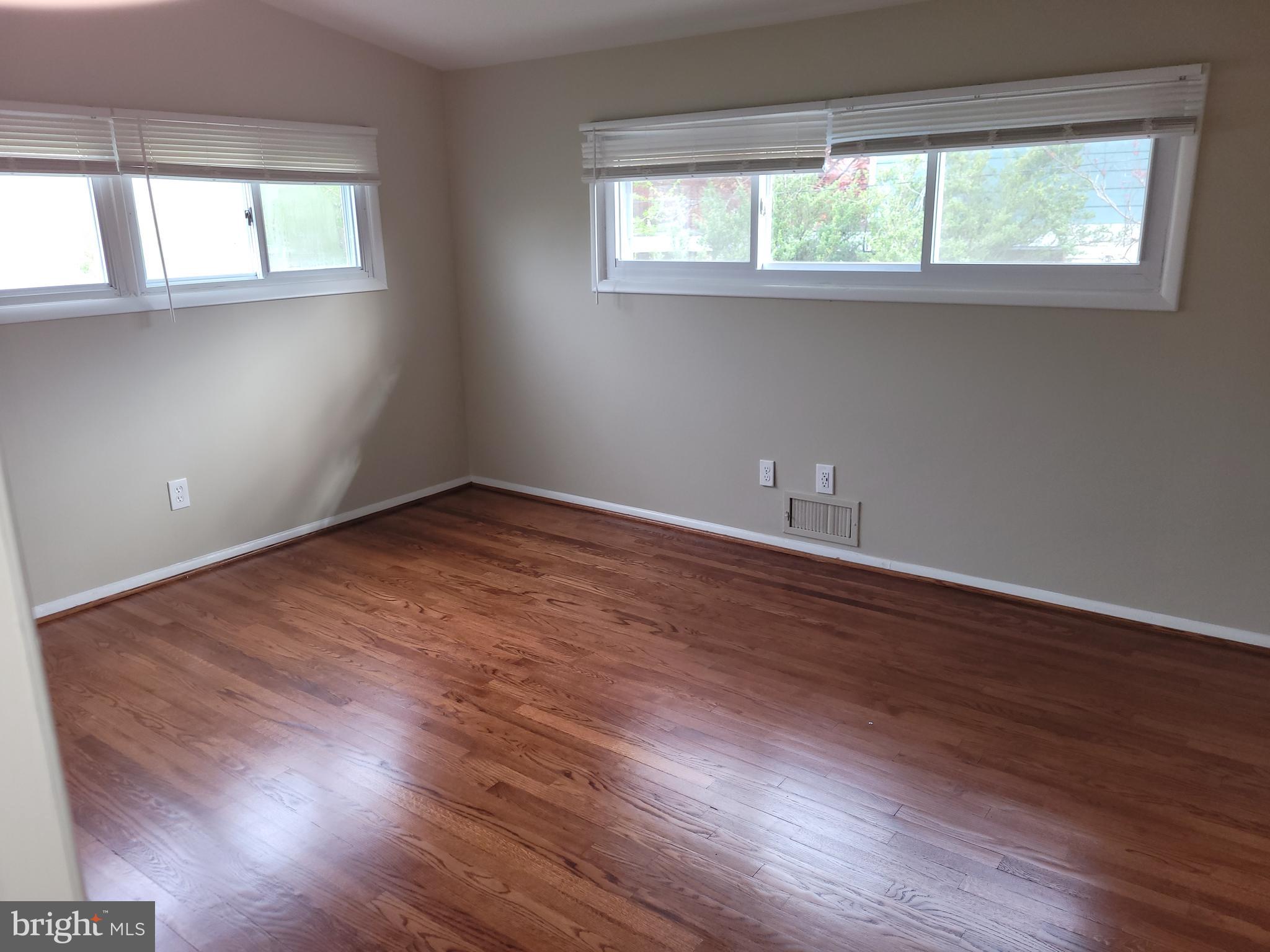 SUMMIT PARK - Residential